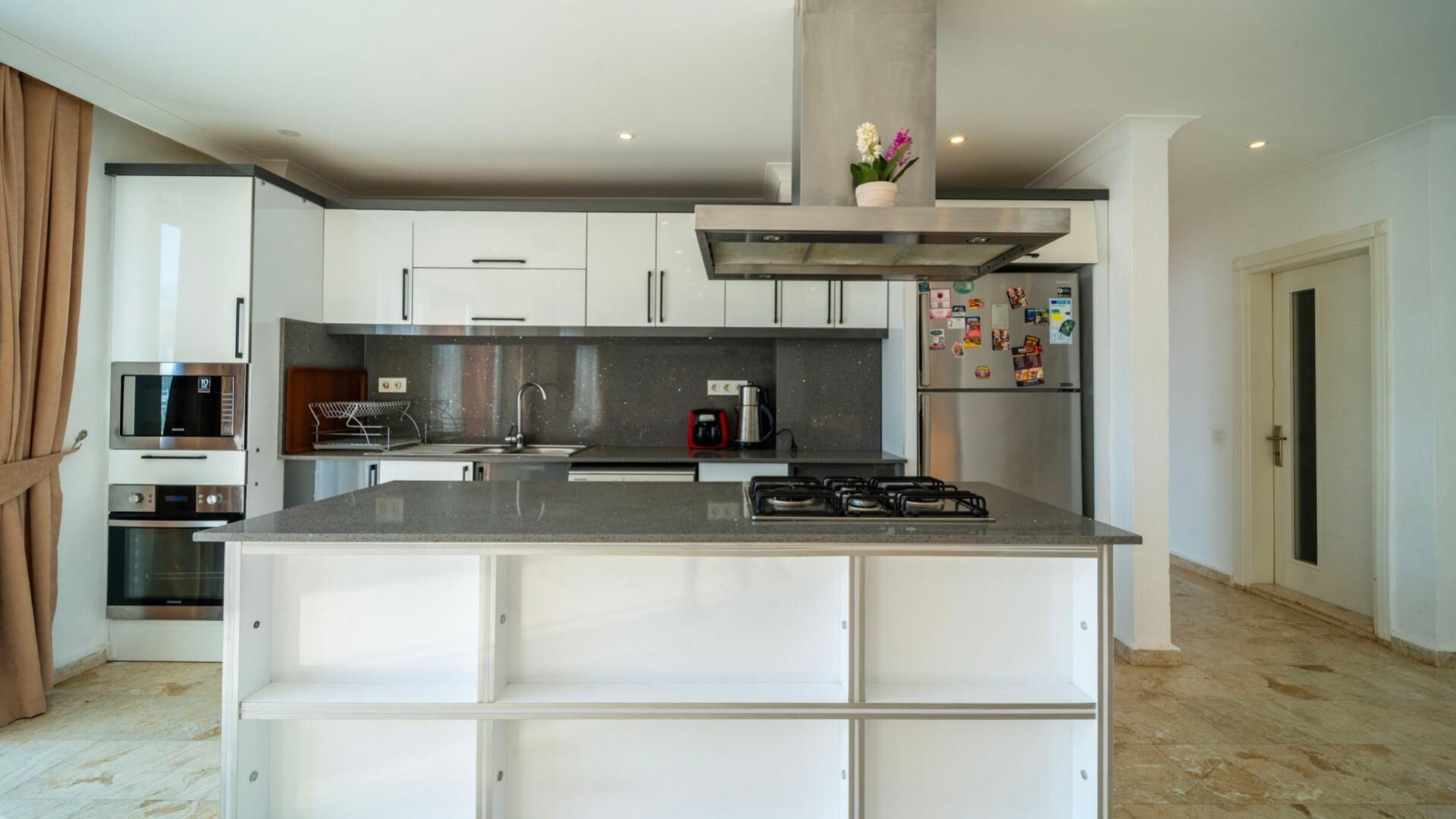 VBK25204 Villa Booking