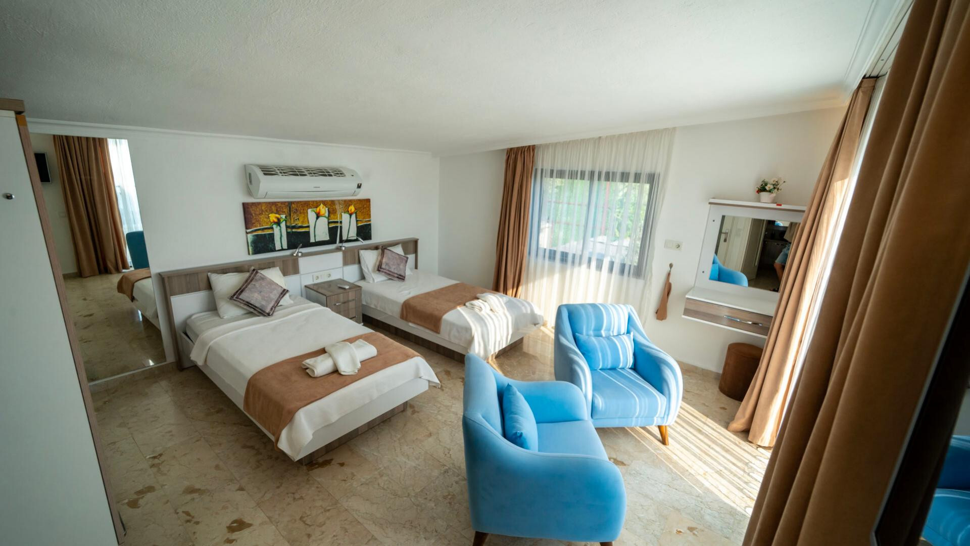 VBK25204 Villa Booking