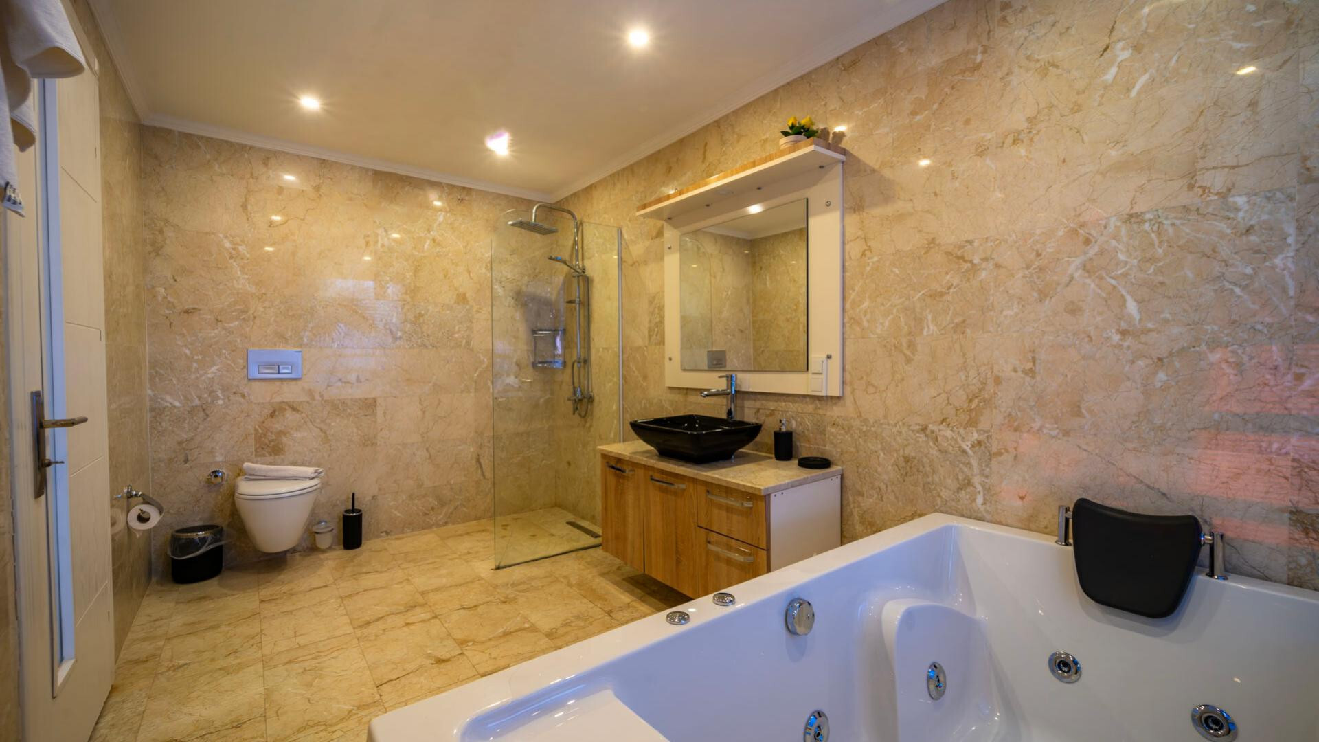 VBK25204 Villa Booking