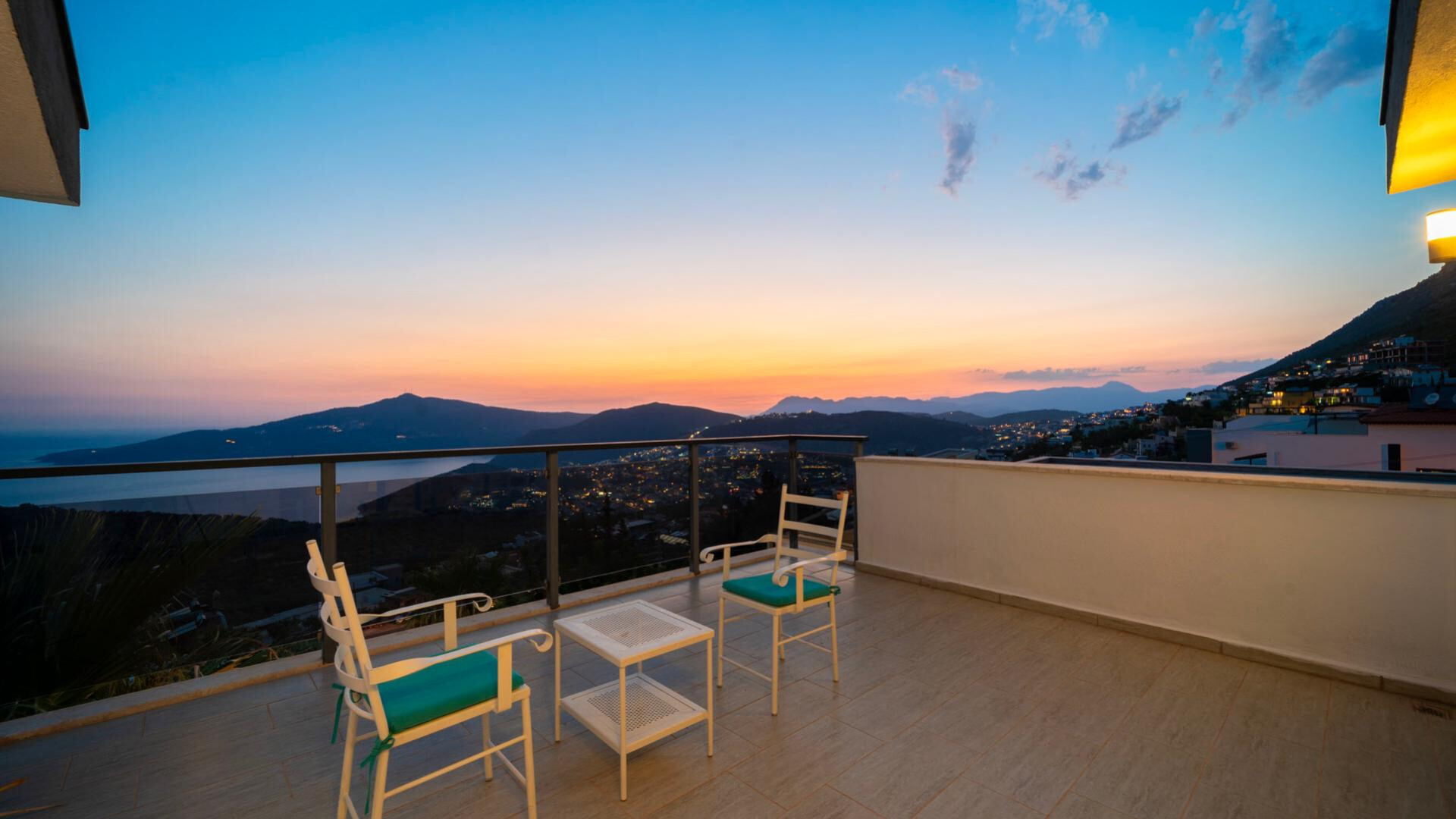 VBK25204 Villa Booking