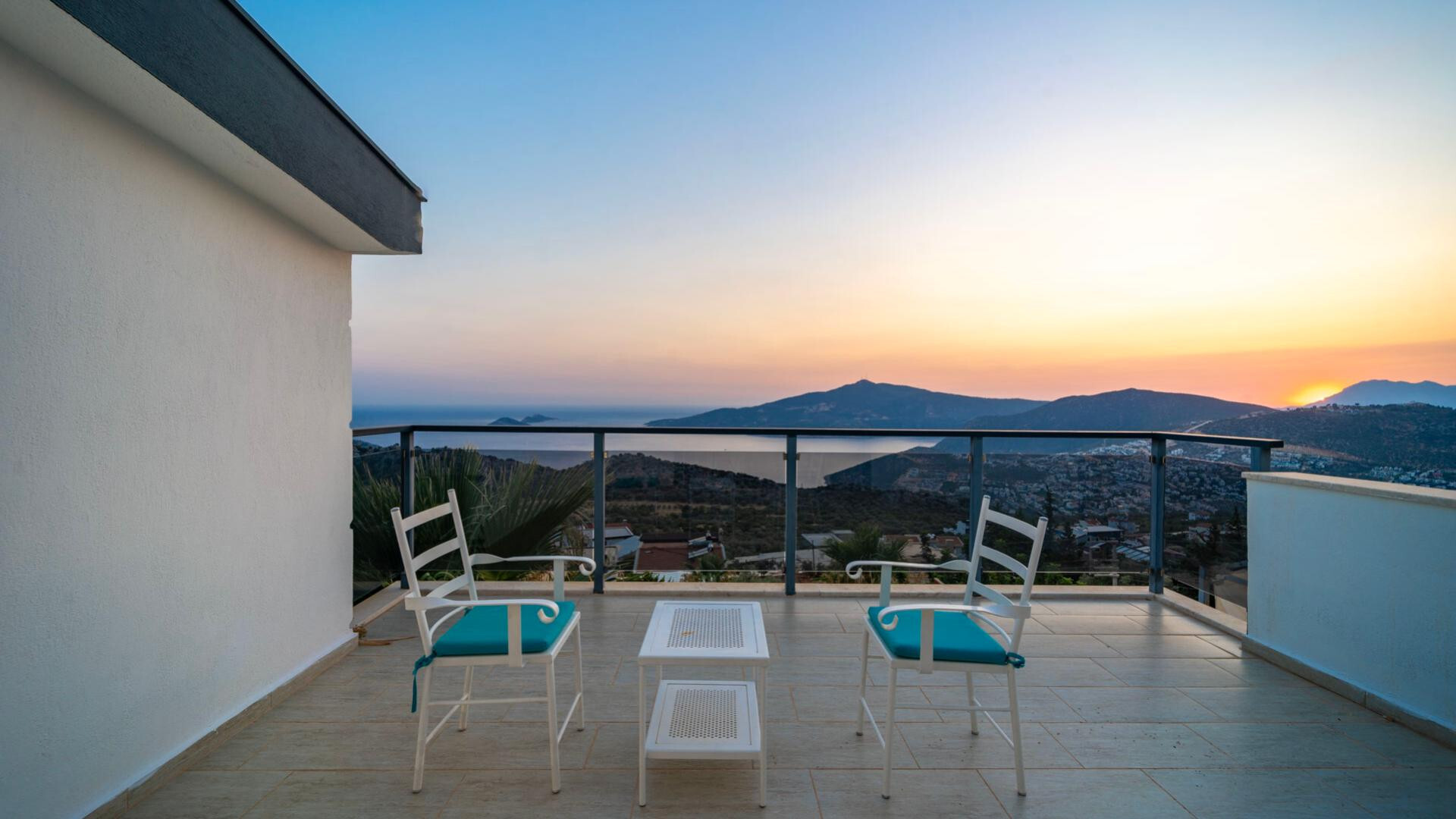 VBK25204 Villa Booking