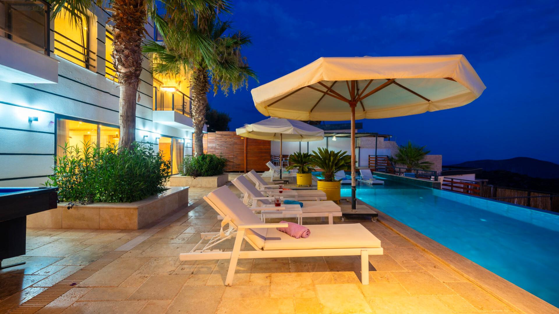 VBK25204 Villa Booking