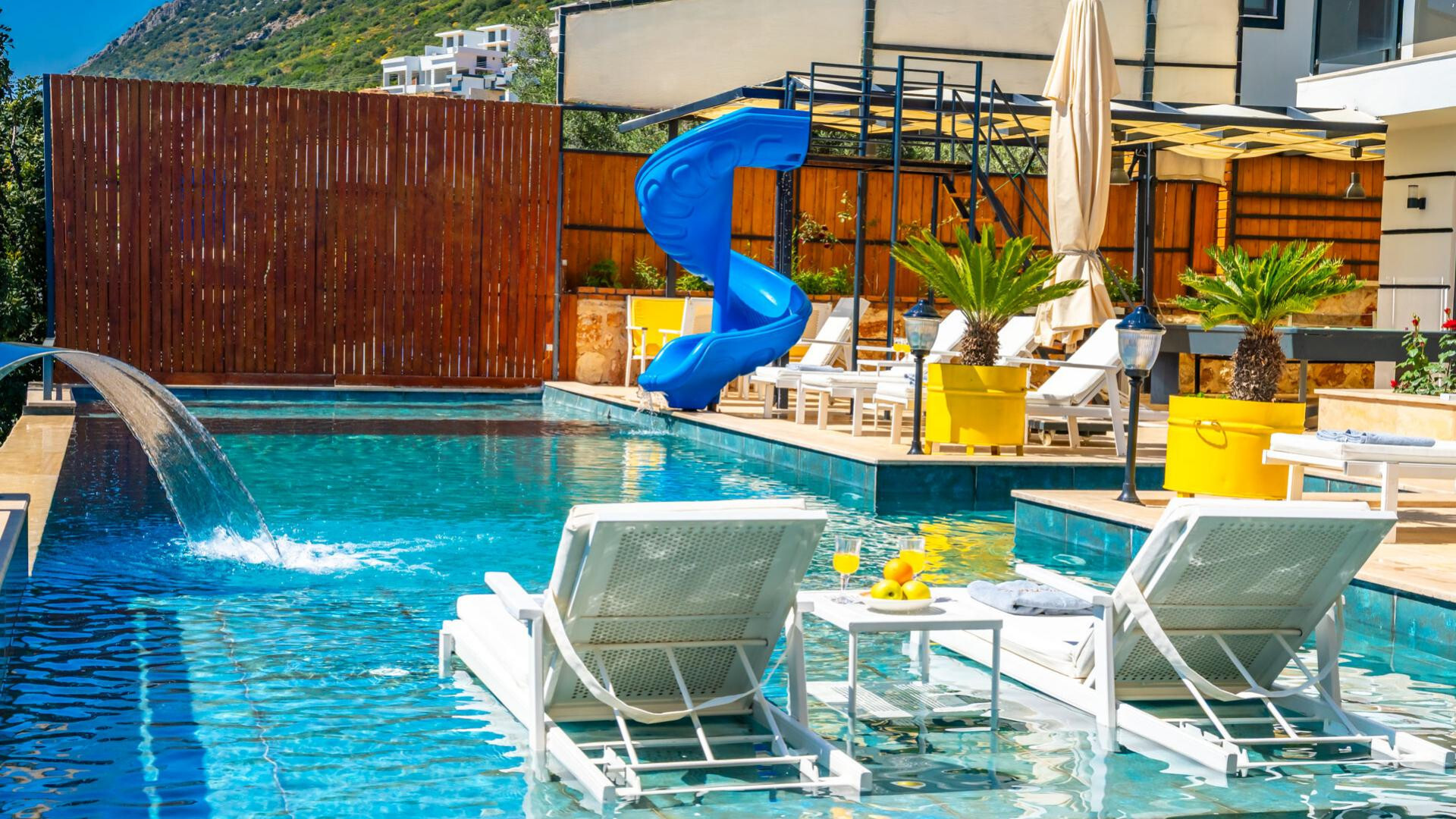 VBK25204 Villa Booking