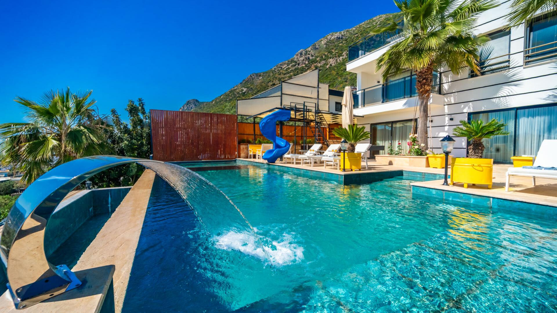 VBK25204 Villa Booking