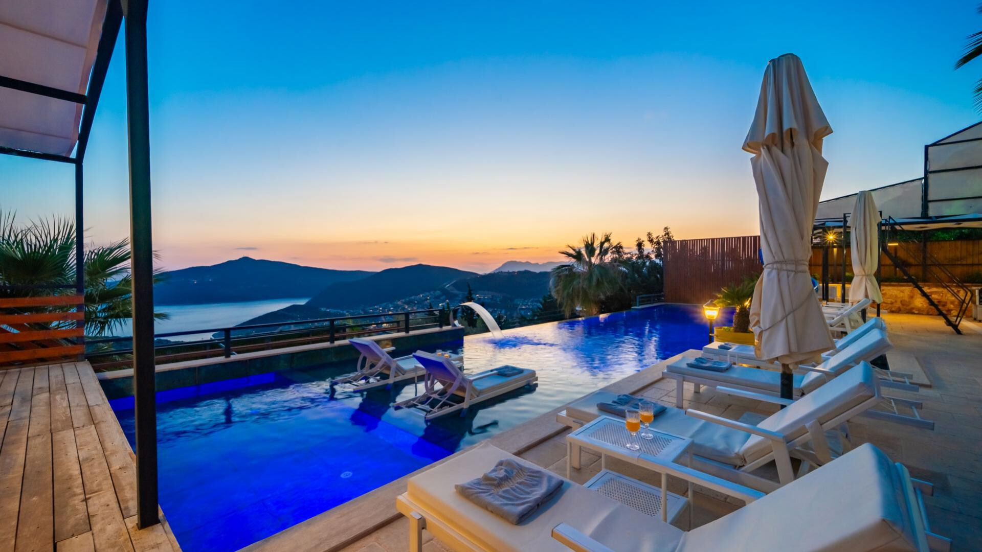 VBK25204 Villa Booking