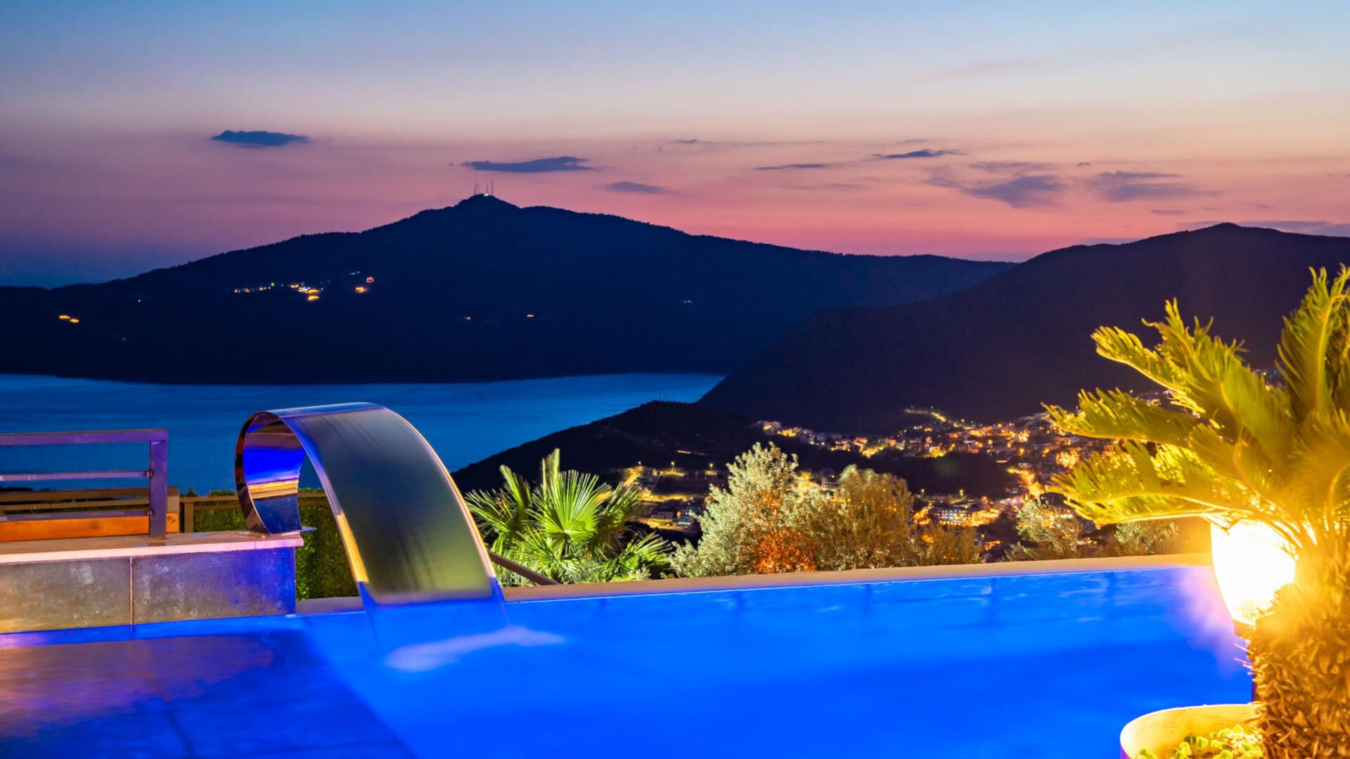 VBK25204 Villa Booking