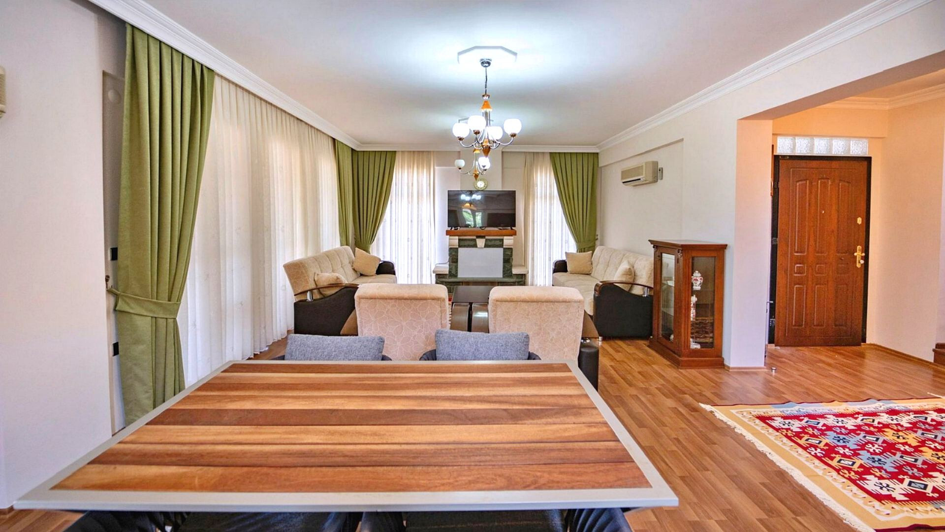 VBK44998 Villa Booking