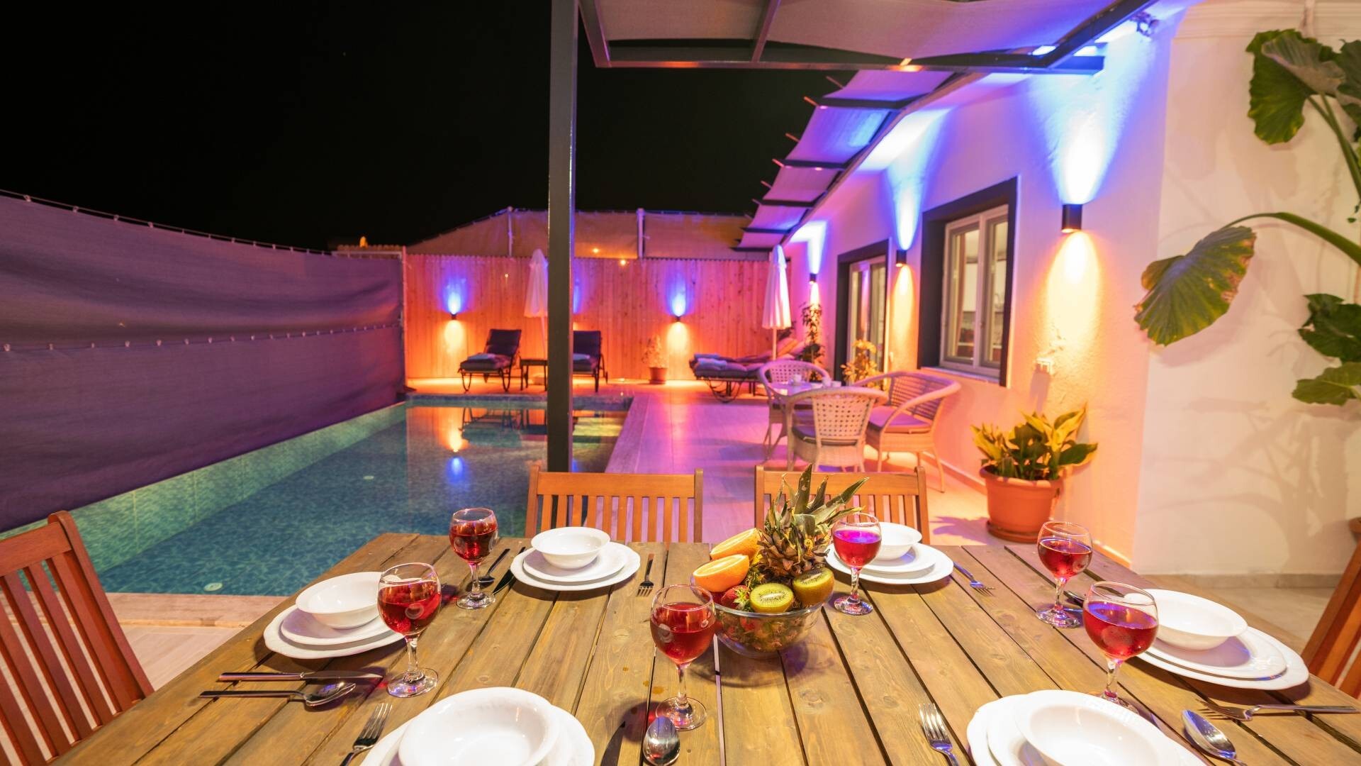 VBK71614 Villa Booking