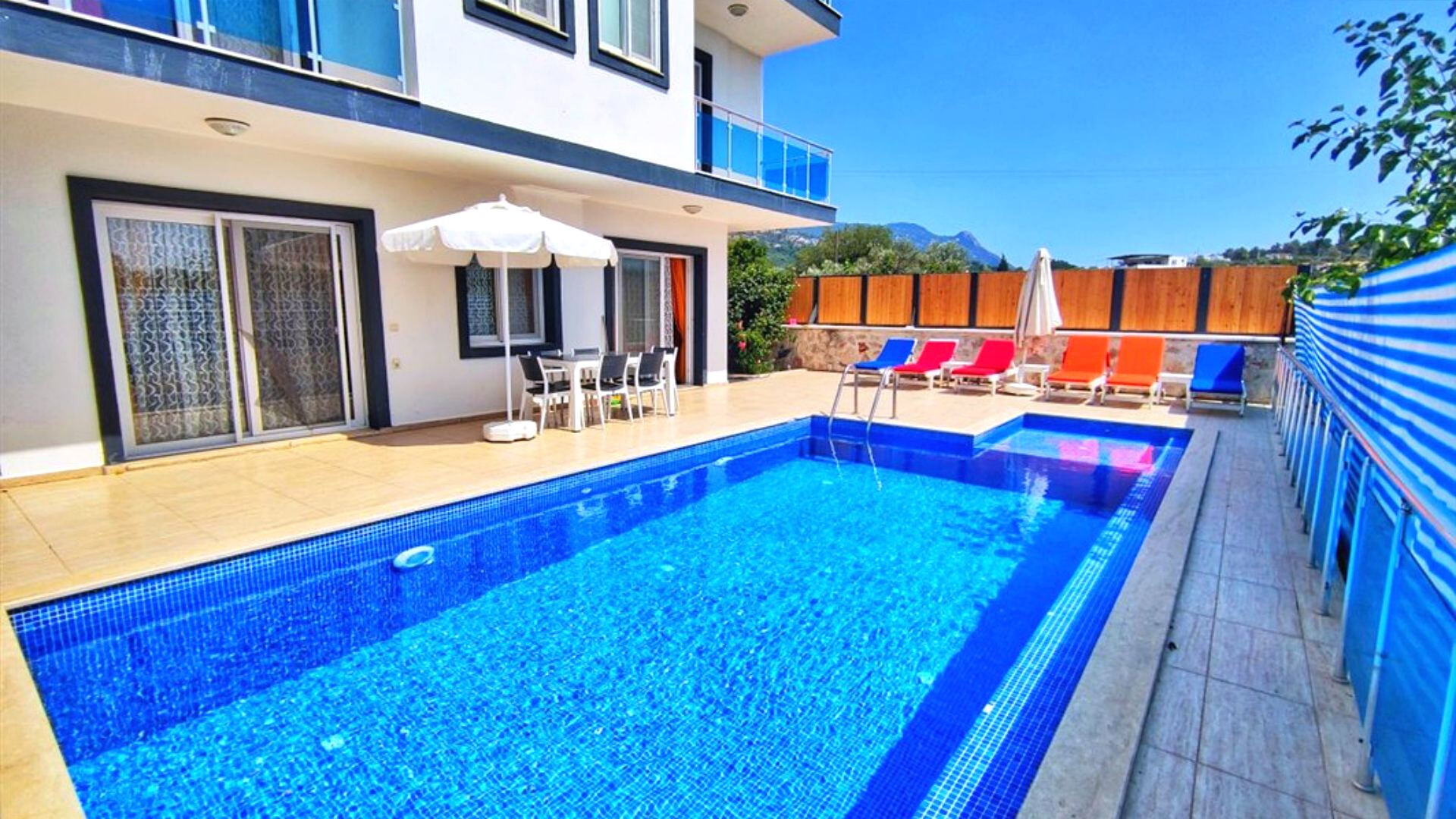 VBK68503 Villa Booking