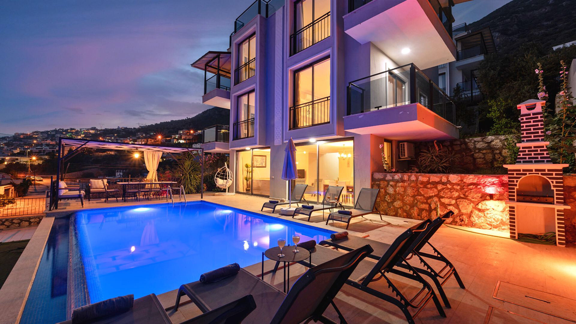 VBK38950 Villa Booking