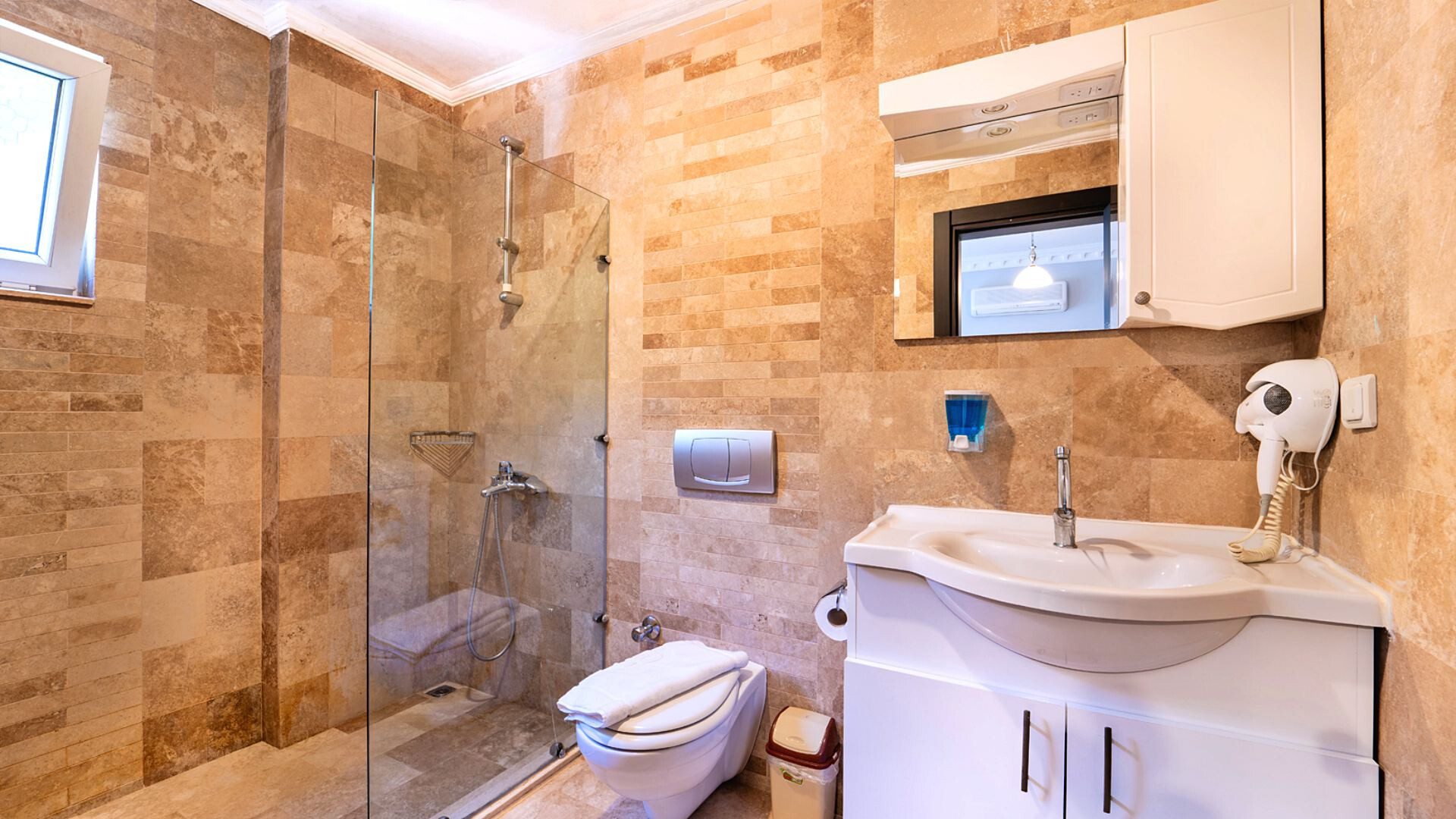 VBK27179 Villa Booking