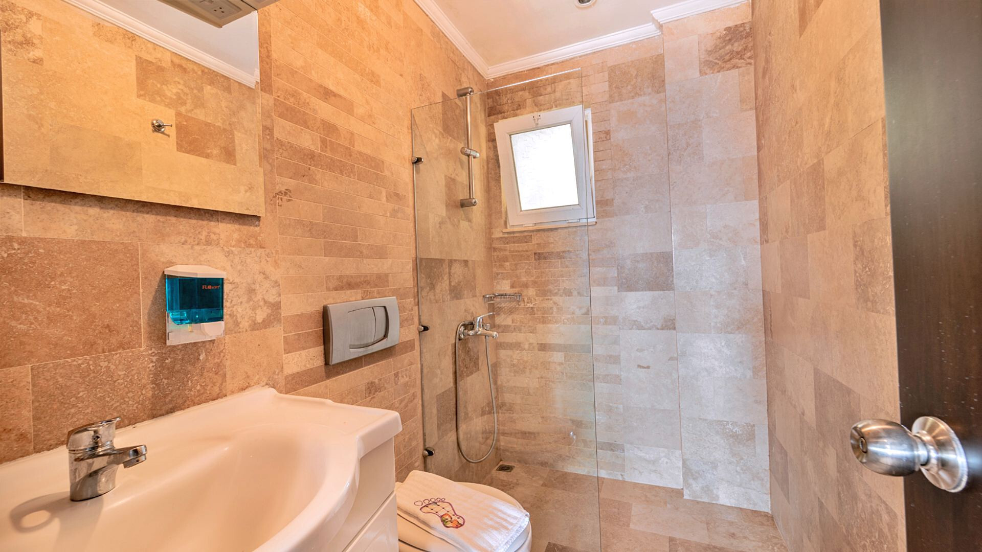 VBK27179 Villa Booking