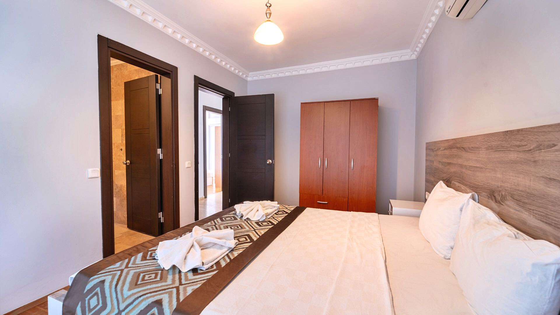 VBK27179 Villa Booking