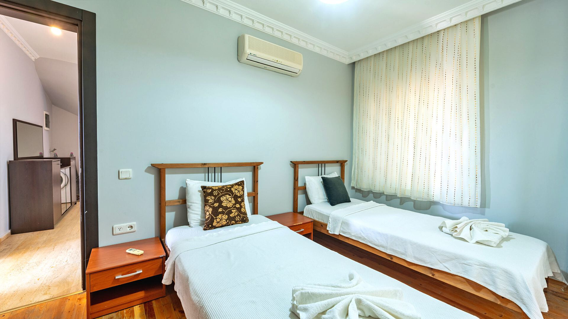 VBK27179 Villa Booking