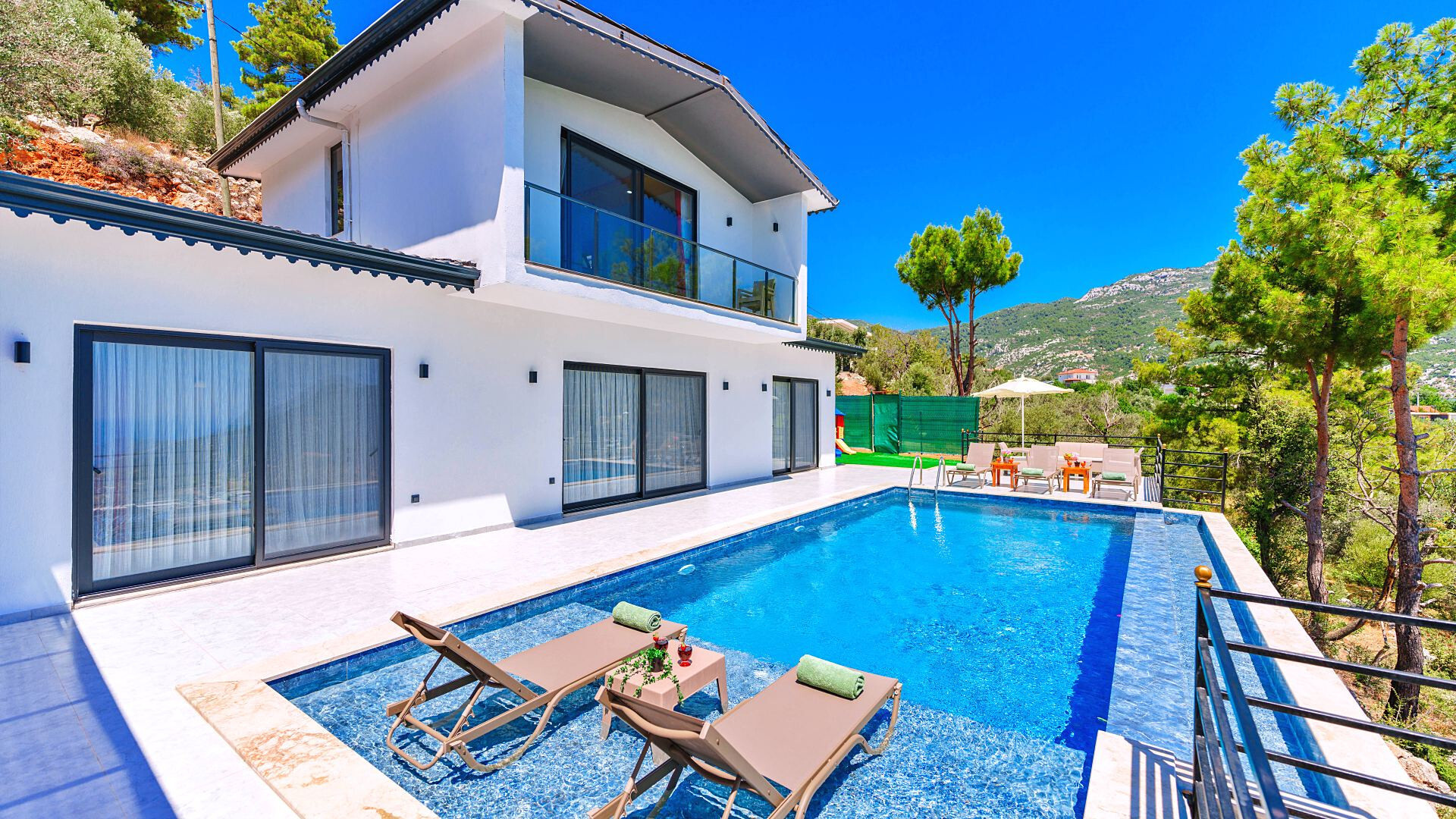 VBK74526 Villa Booking