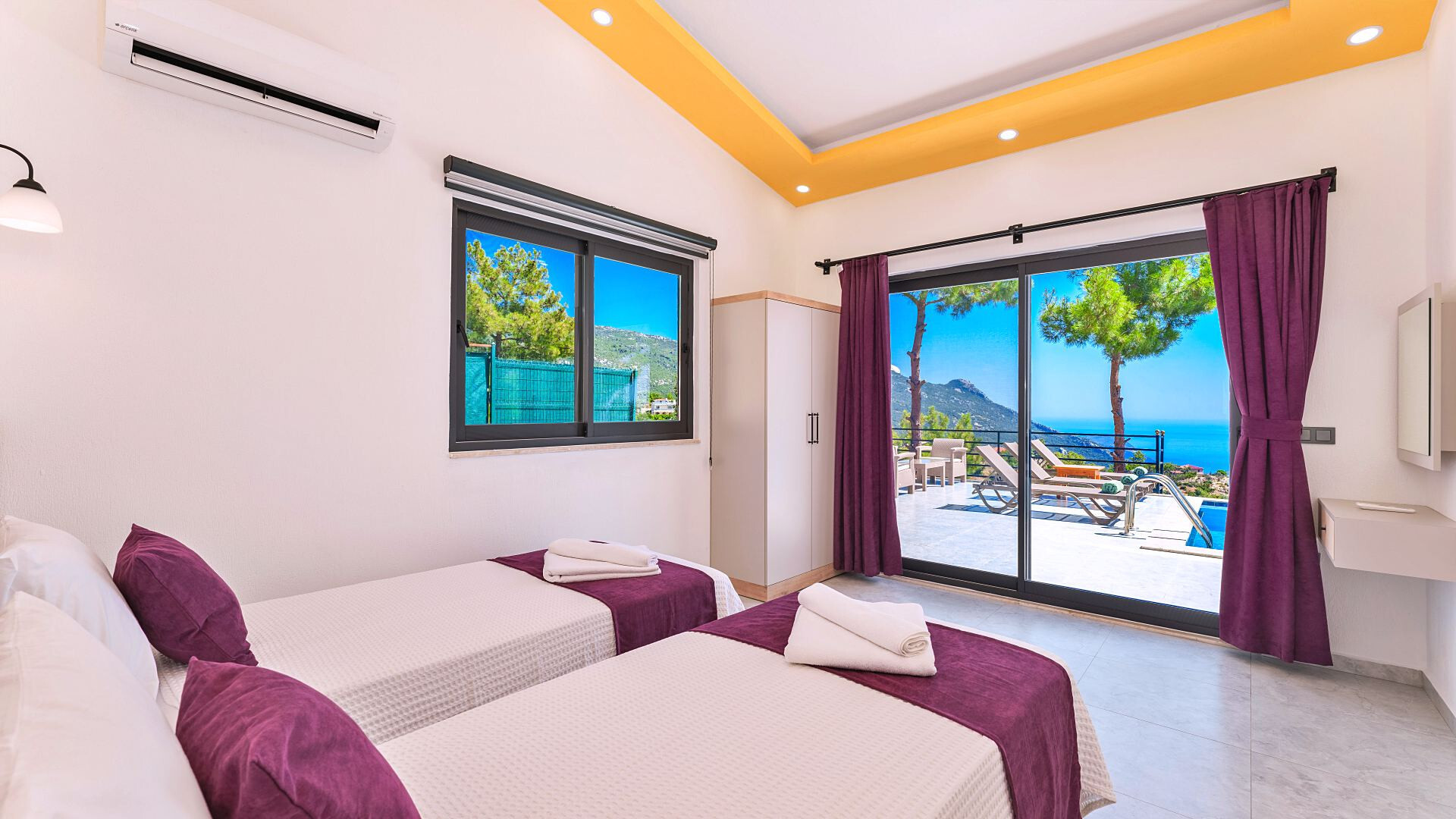 VBK74526 Villa Booking