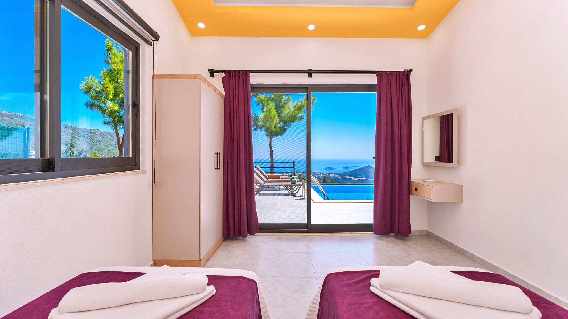 VBK74526 Villa Booking