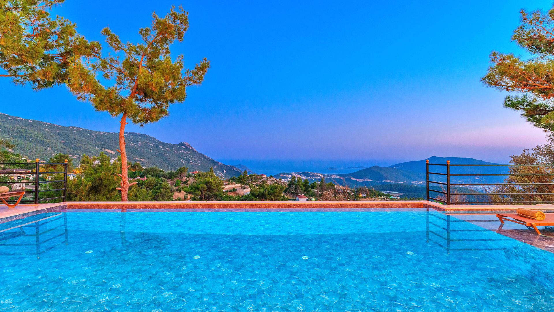 VBK74526 Villa Booking