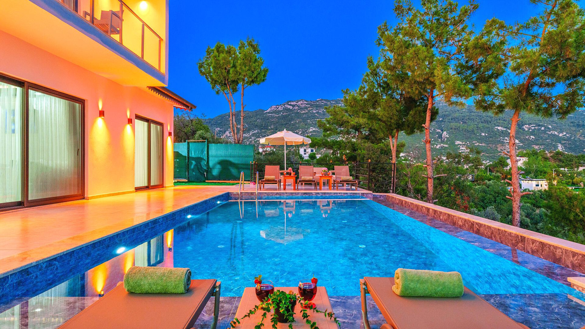 VBK74526 Villa Booking