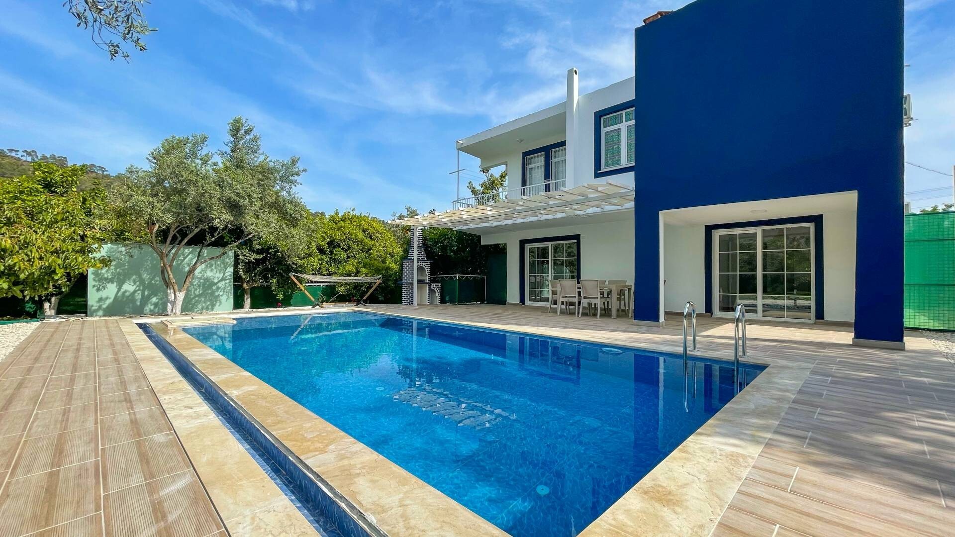 VBK17380 Villa Booking