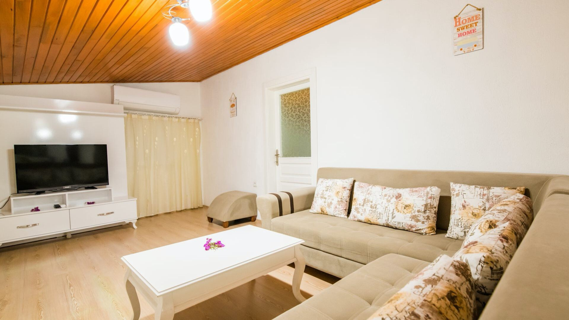 VBK45143 Villa Booking