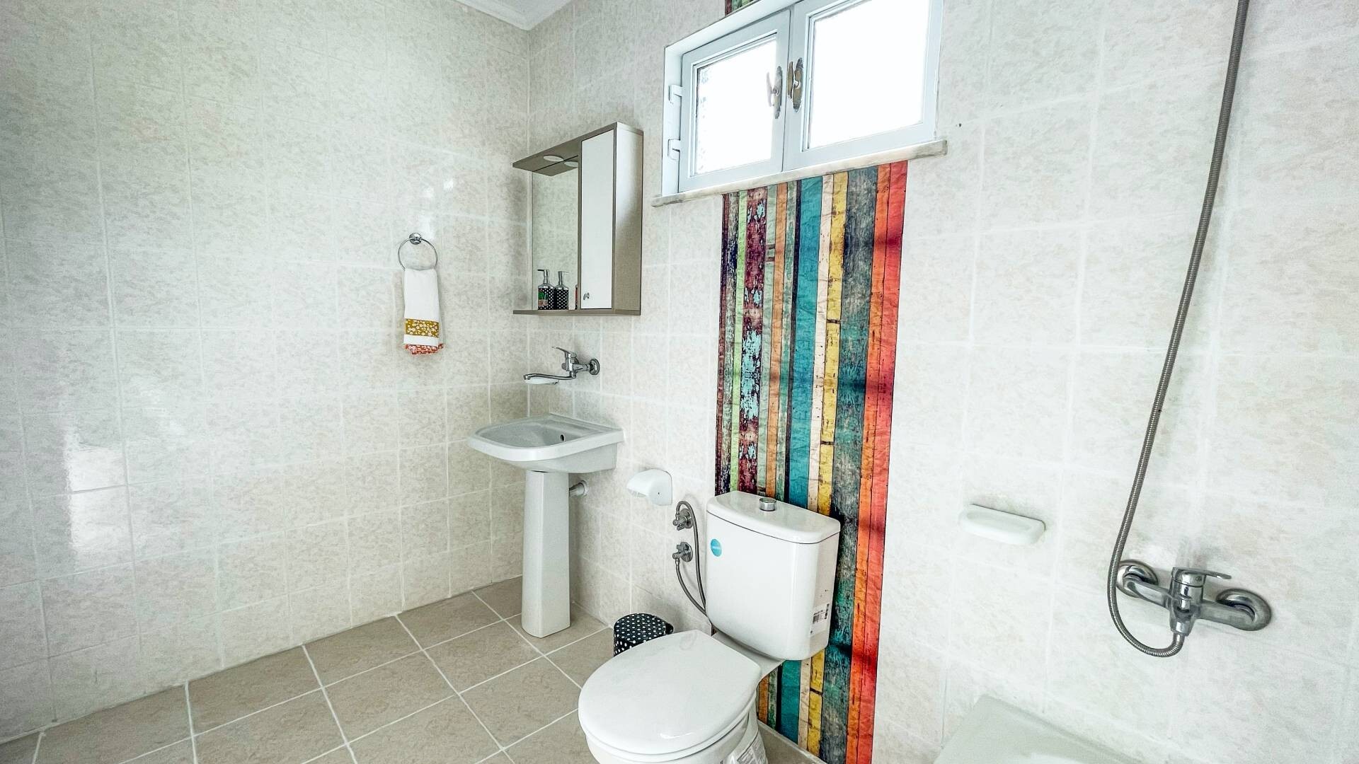 VBK17380 Villa Booking