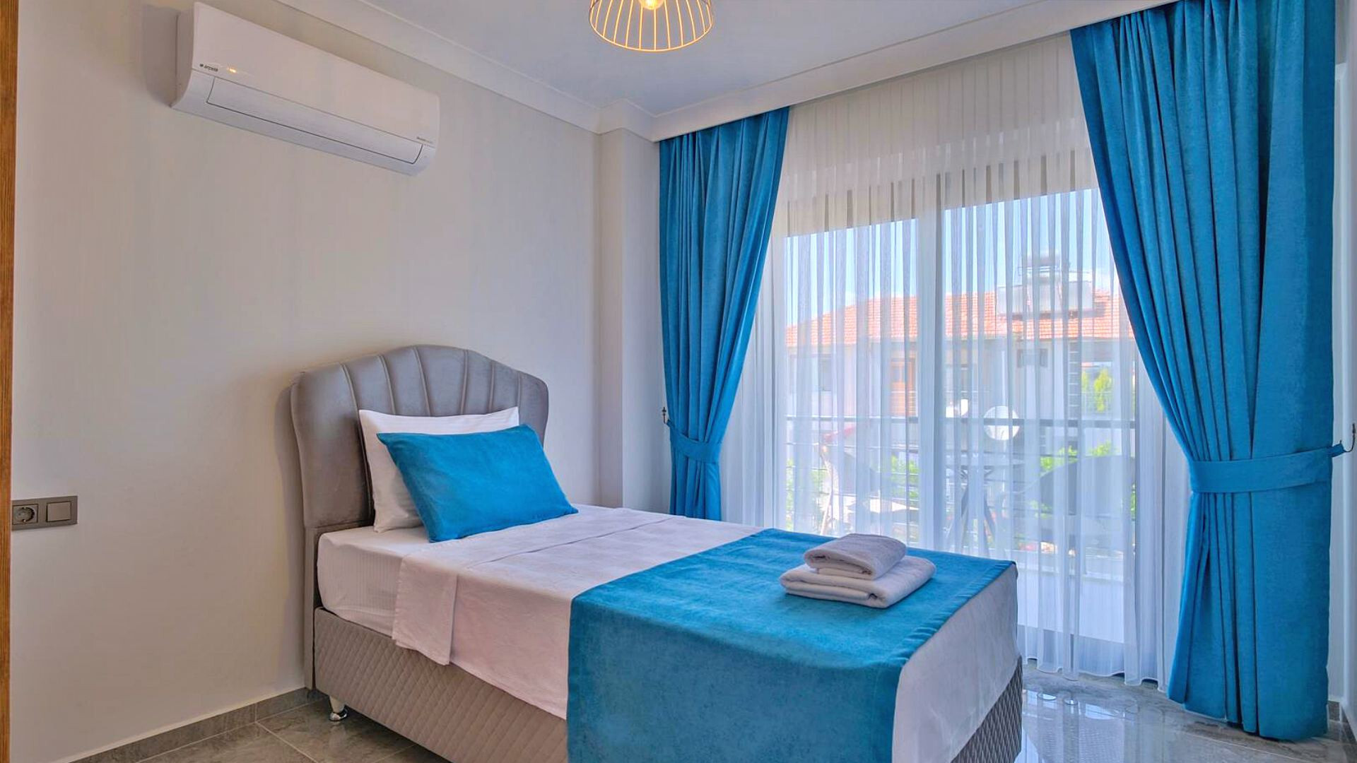 VBK39590 Villa Booking