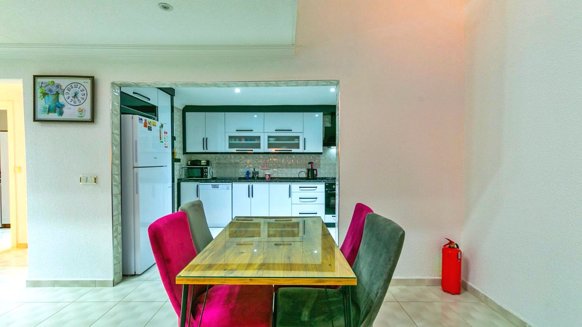 VBK30572 Villa Booking