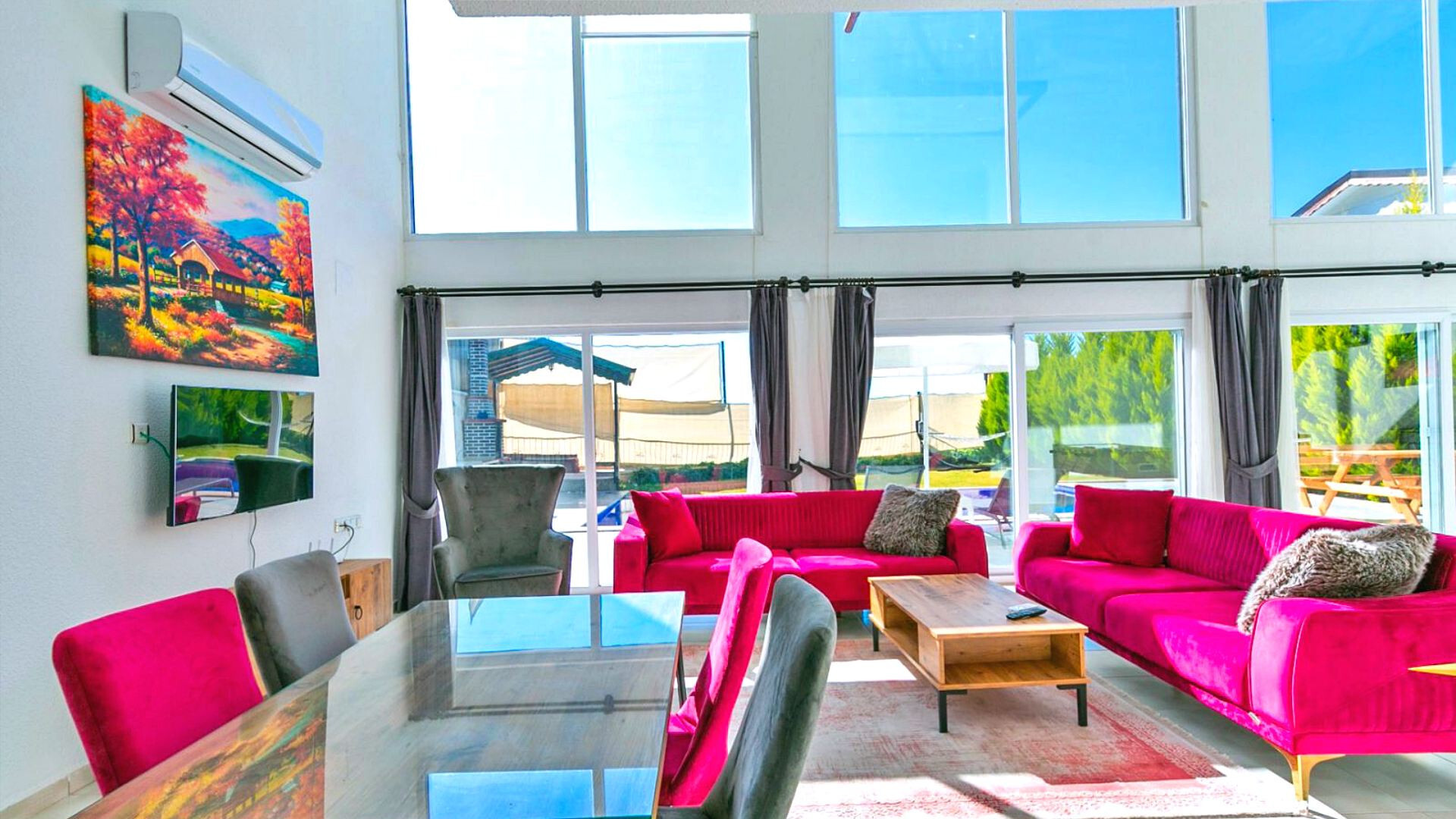 VBK30572 Villa Booking