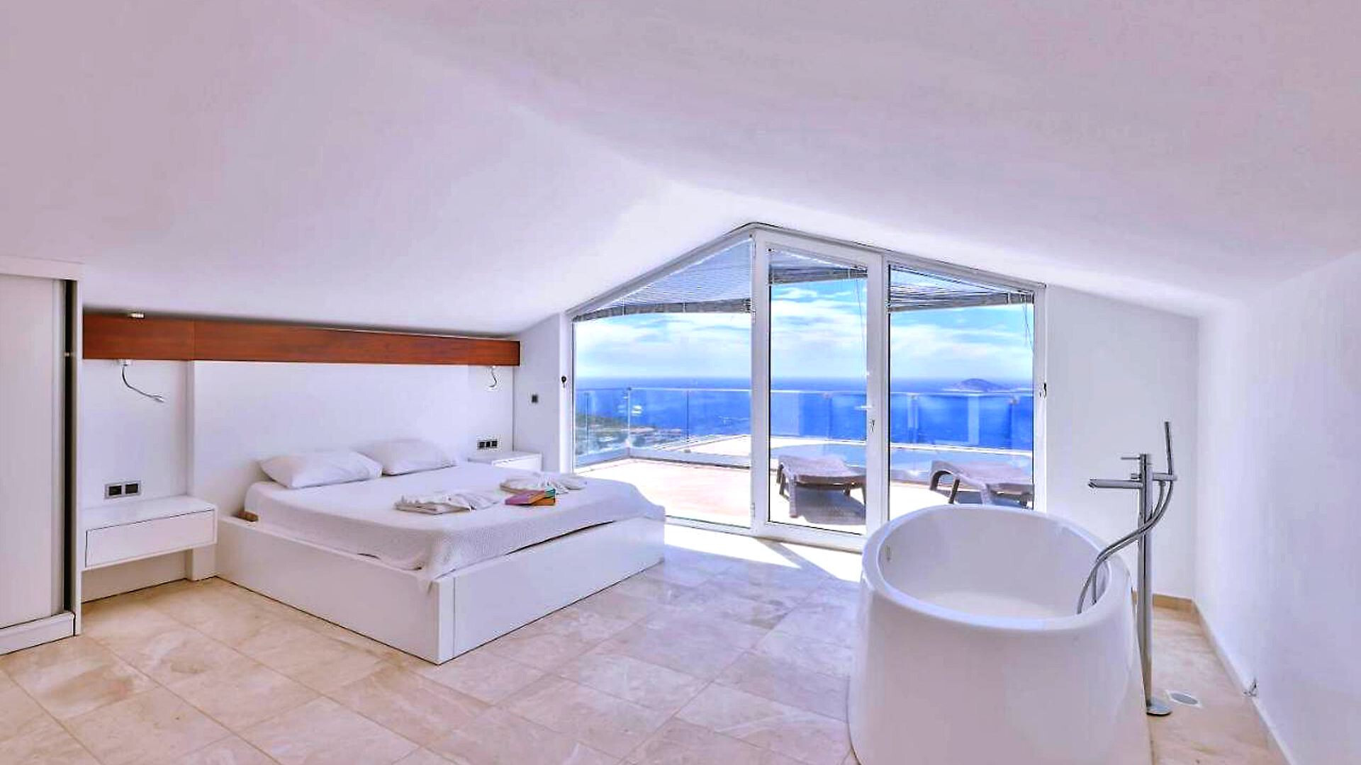 VBK34281 Villa Booking