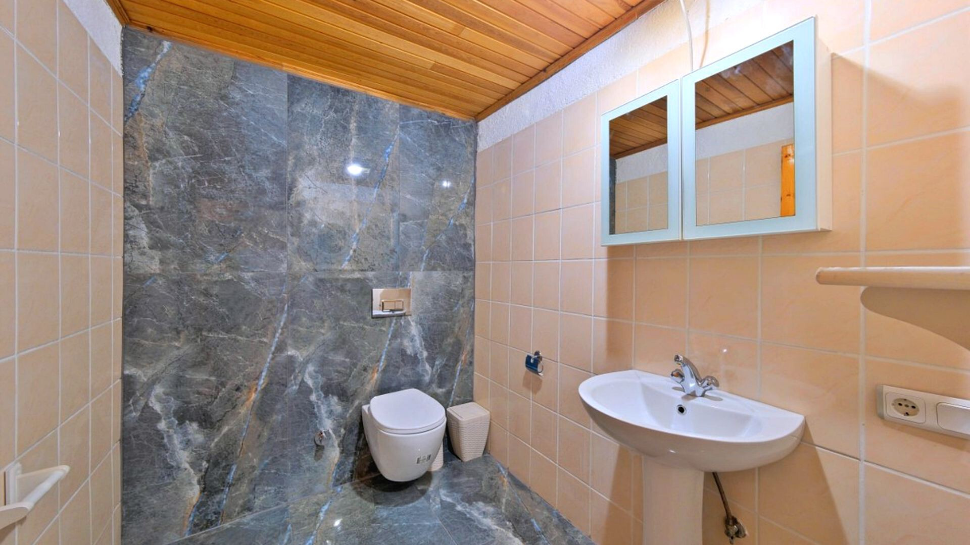 VBK46091 Villa Booking