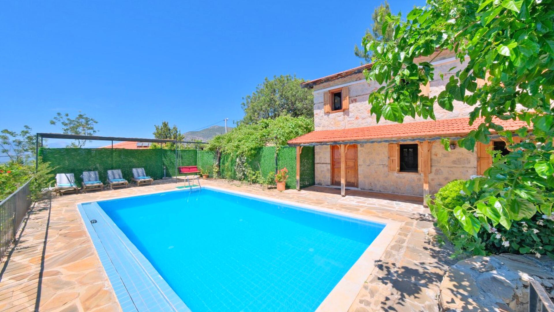 VBK46091 Villa Booking