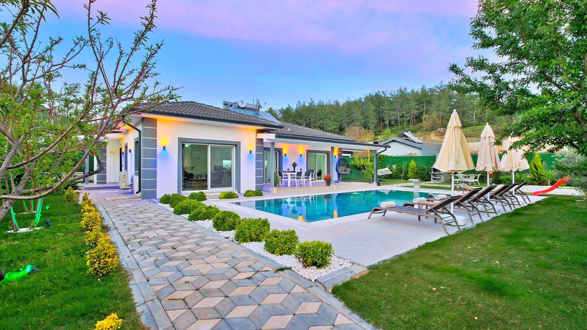 VBK70256 Villa Booking