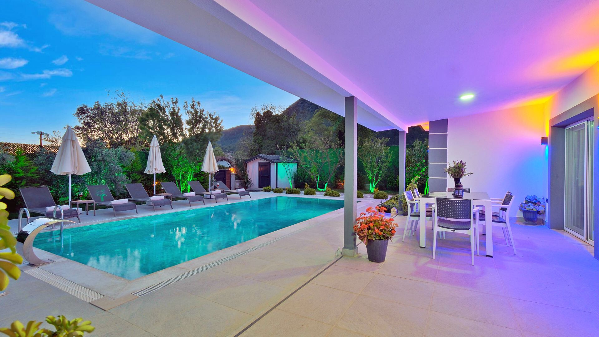 VBK70256 Villa Booking