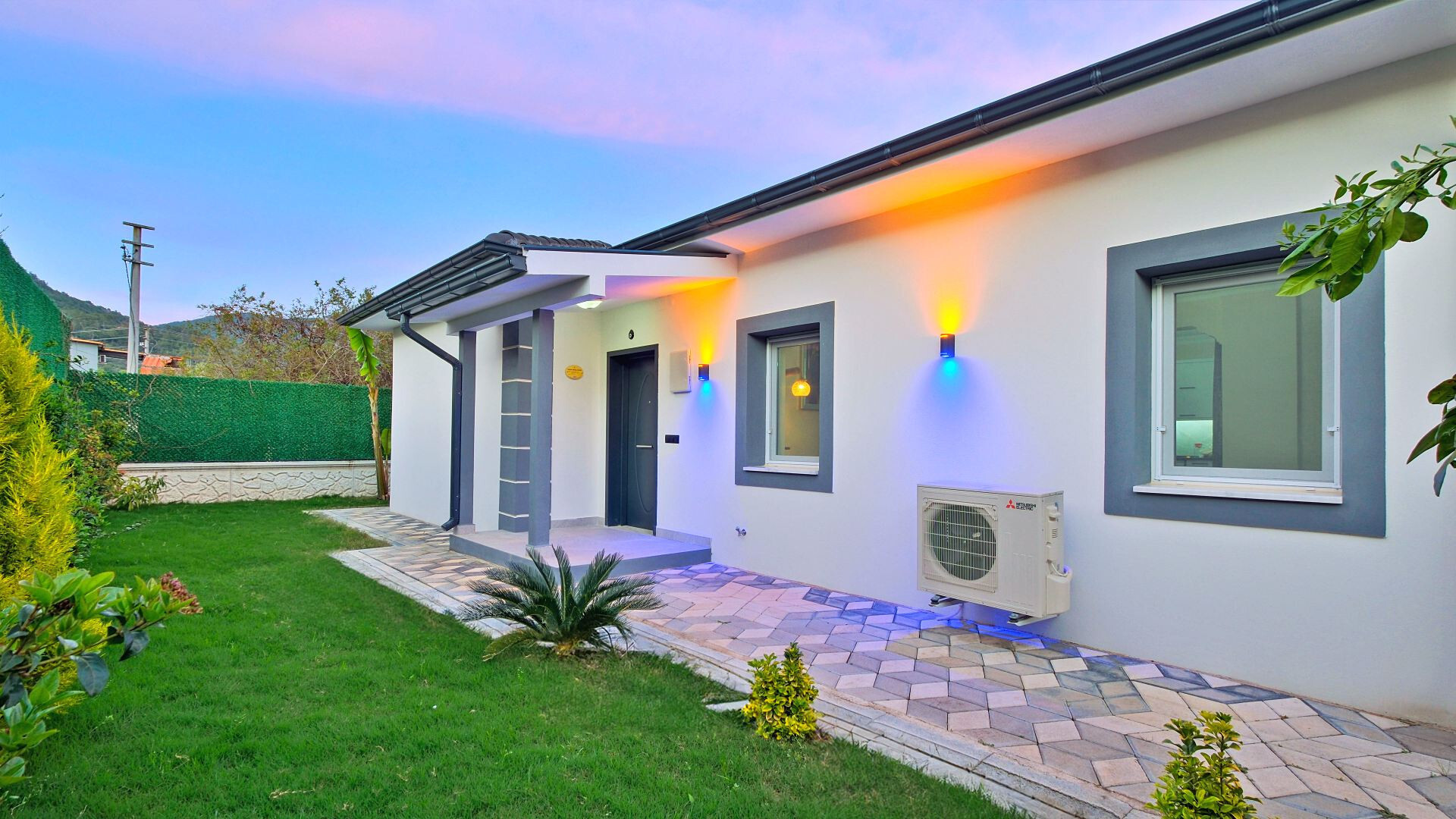 VBK70256 Villa Booking