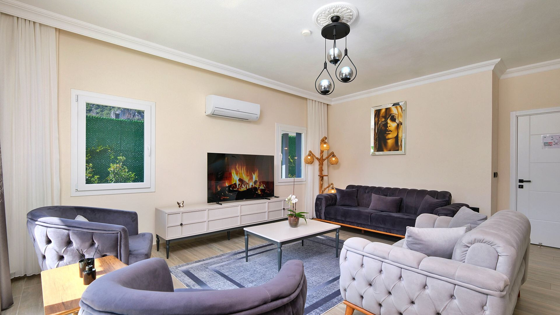 VBK70256 Villa Booking