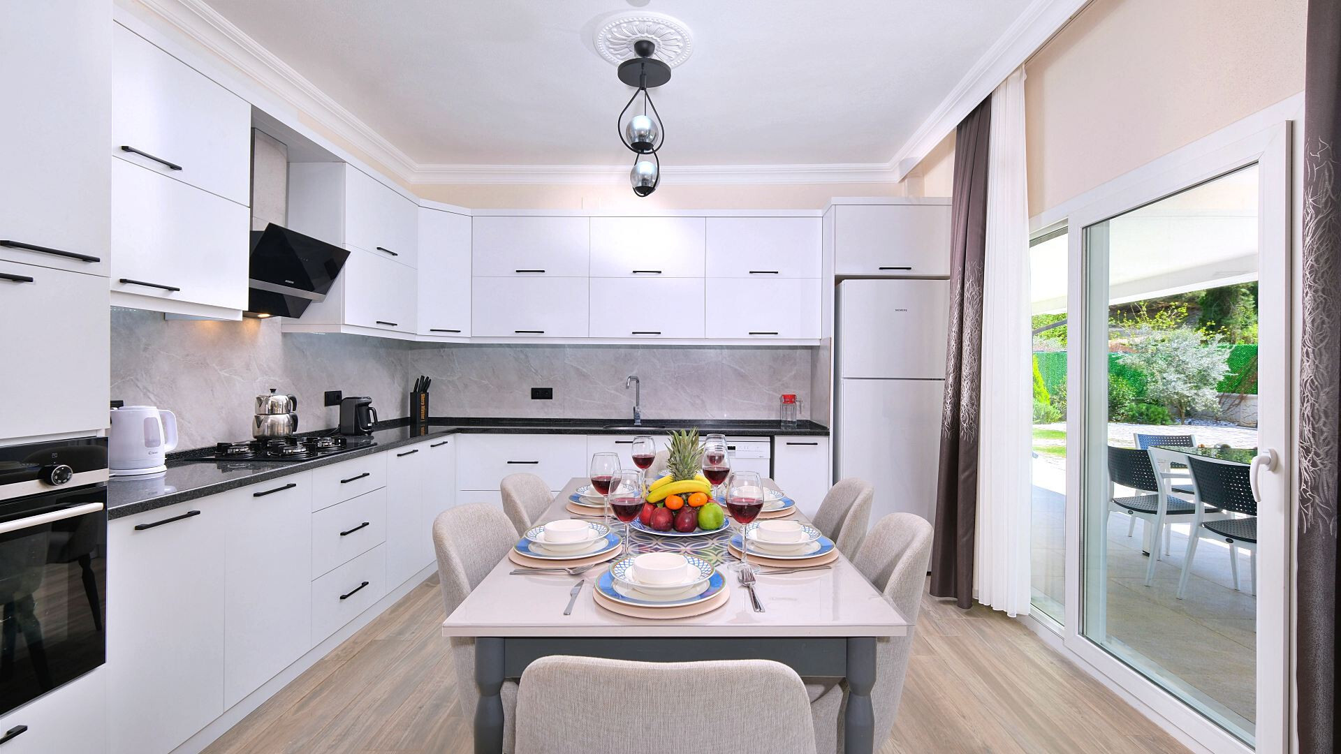 VBK70256 Villa Booking