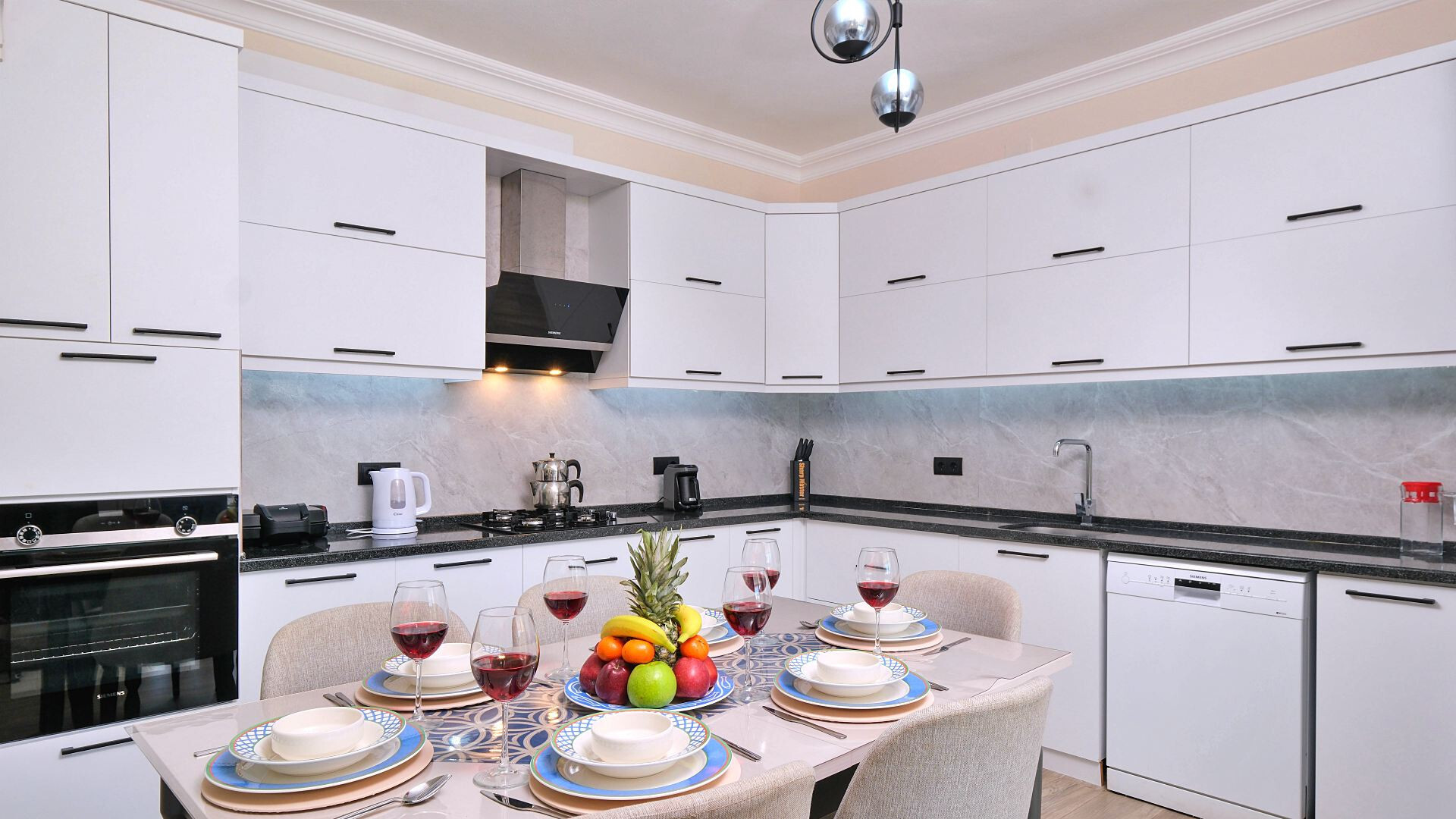 VBK70256 Villa Booking