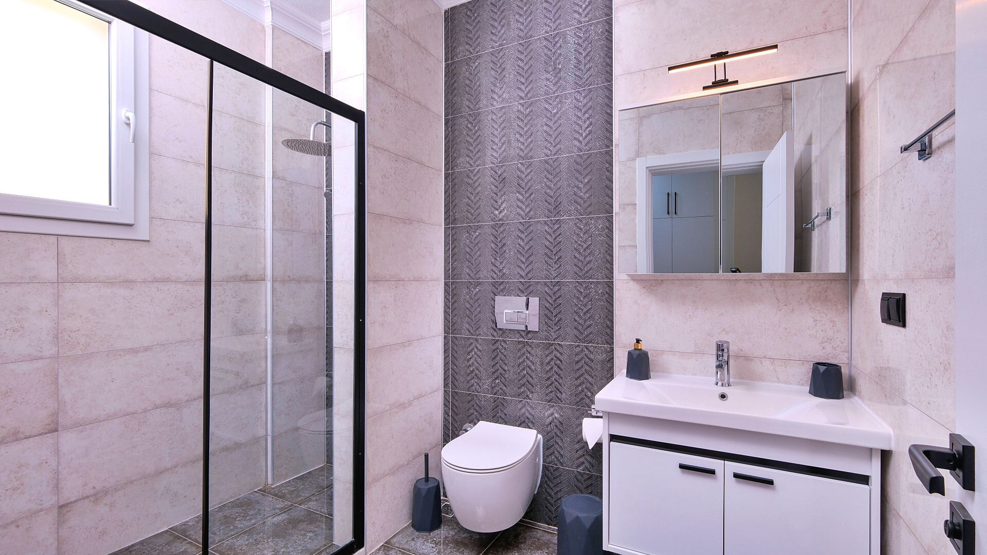 VBK70256 Villa Booking