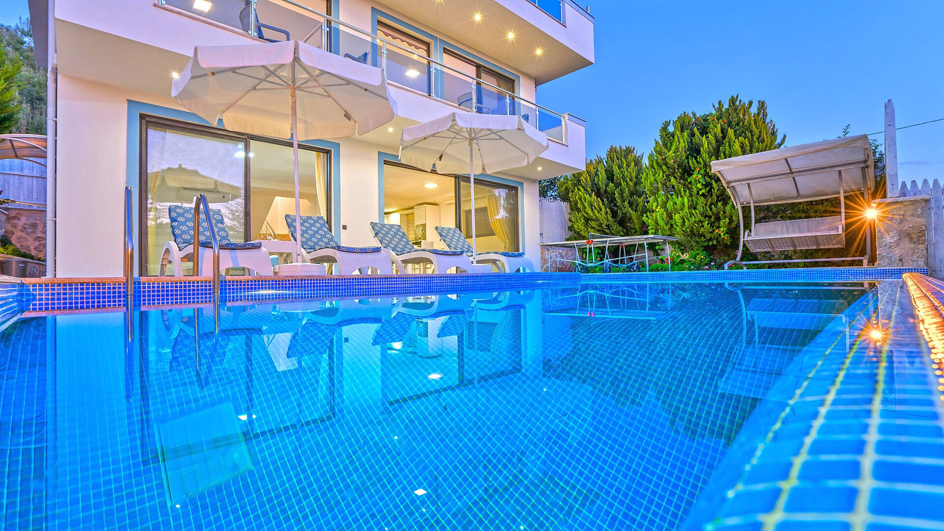 VBK51735 Villa Booking