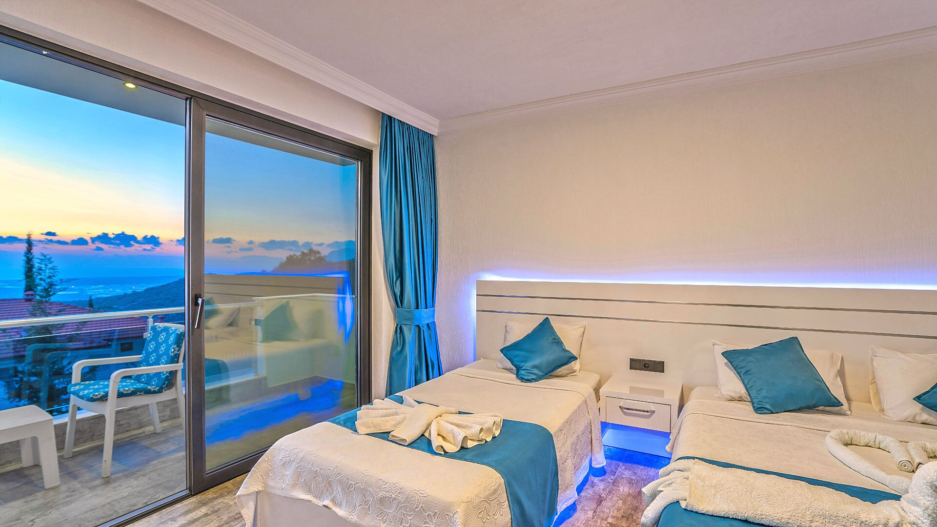 VBK51735 Villa Booking