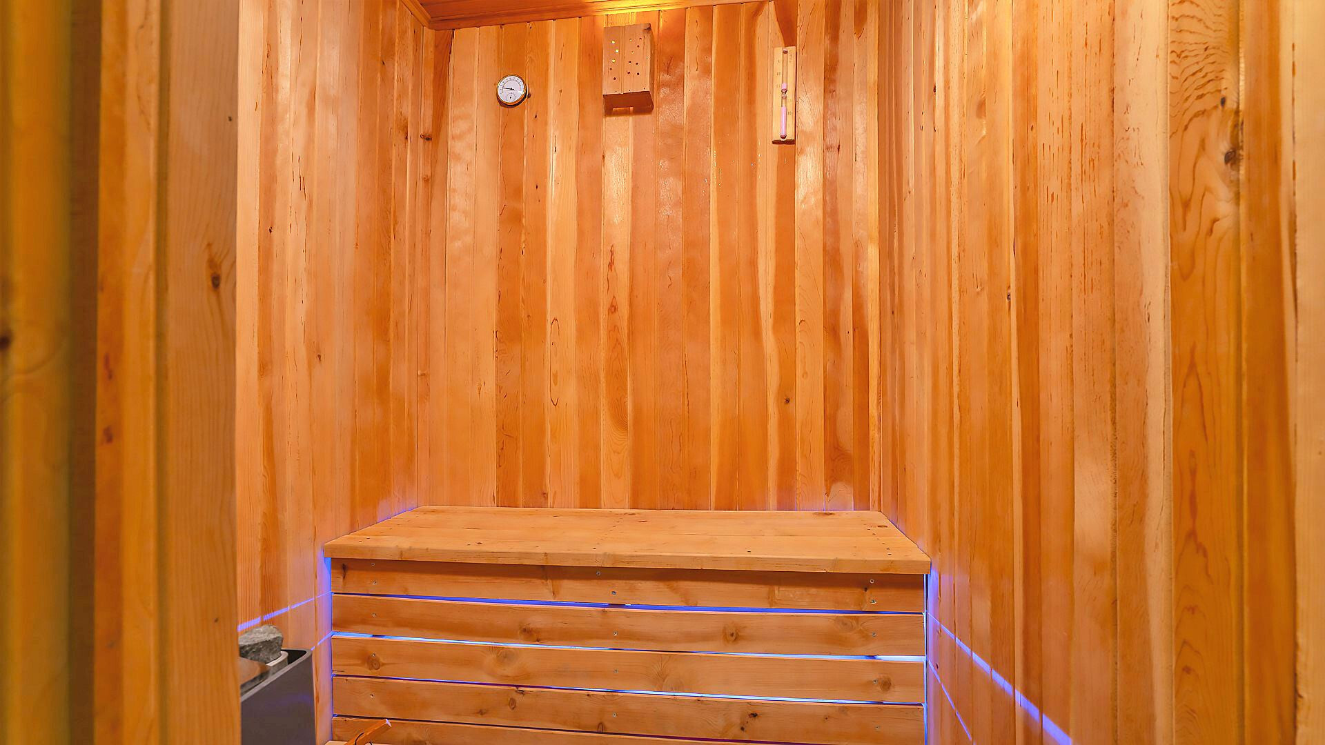 VBK61954 Villa Booking