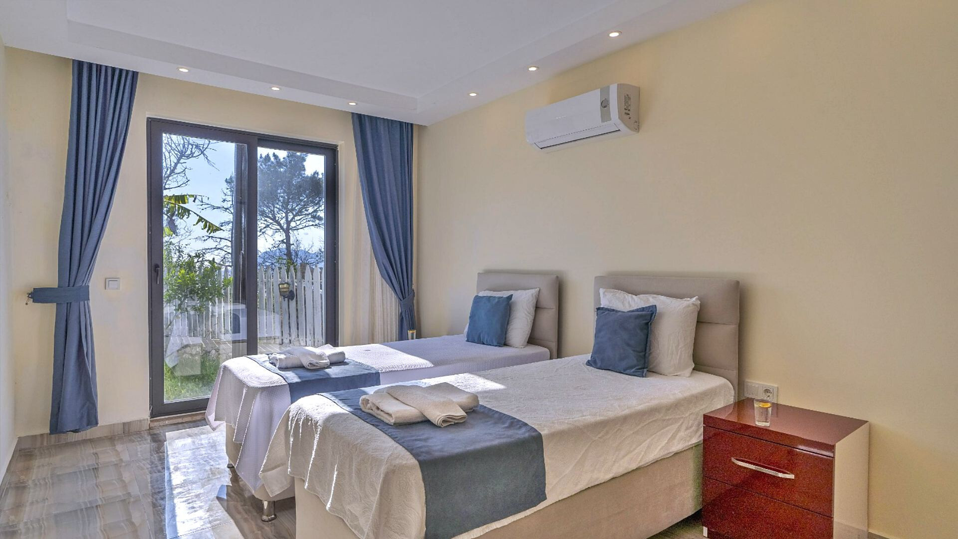 VBK29180 Villa Booking