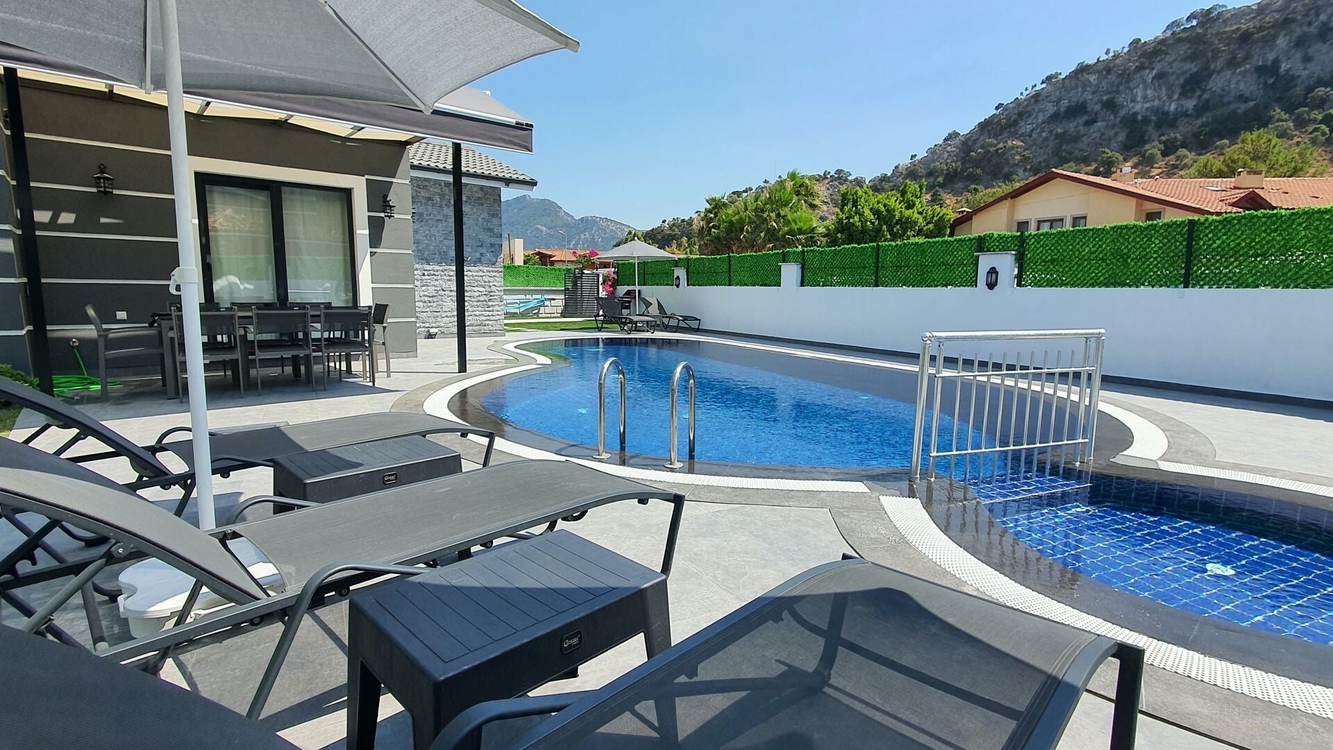 VBK32810 Villa Booking