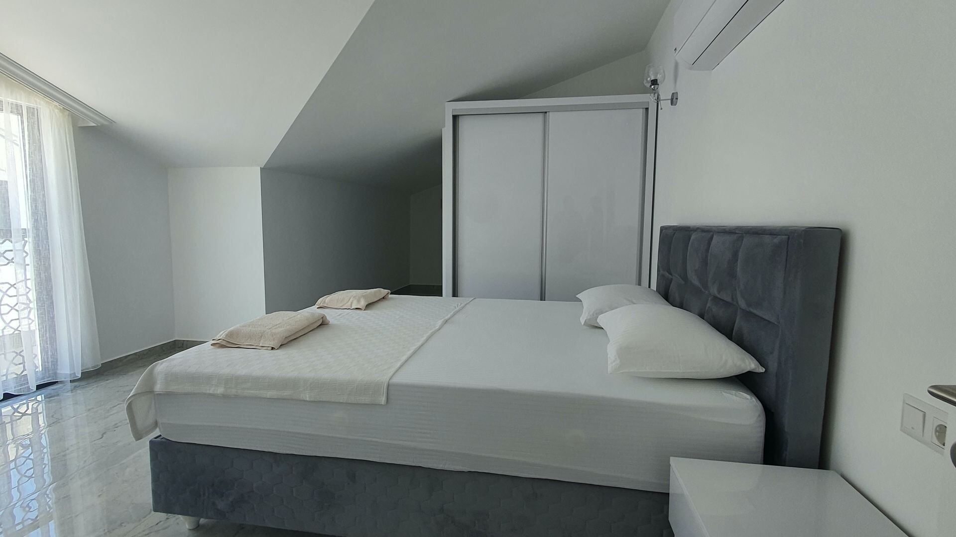 VBK32810 Villa Booking