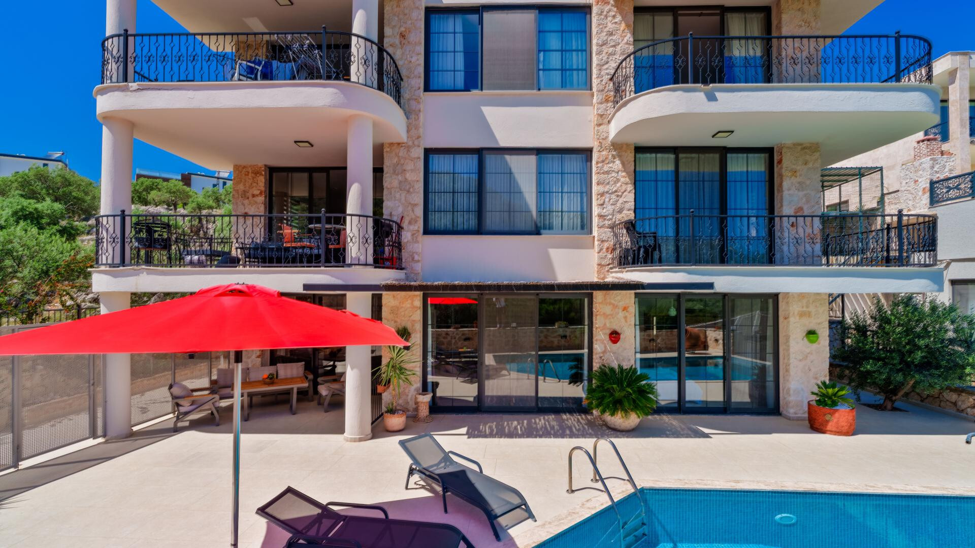 VBK20267 Villa Booking
