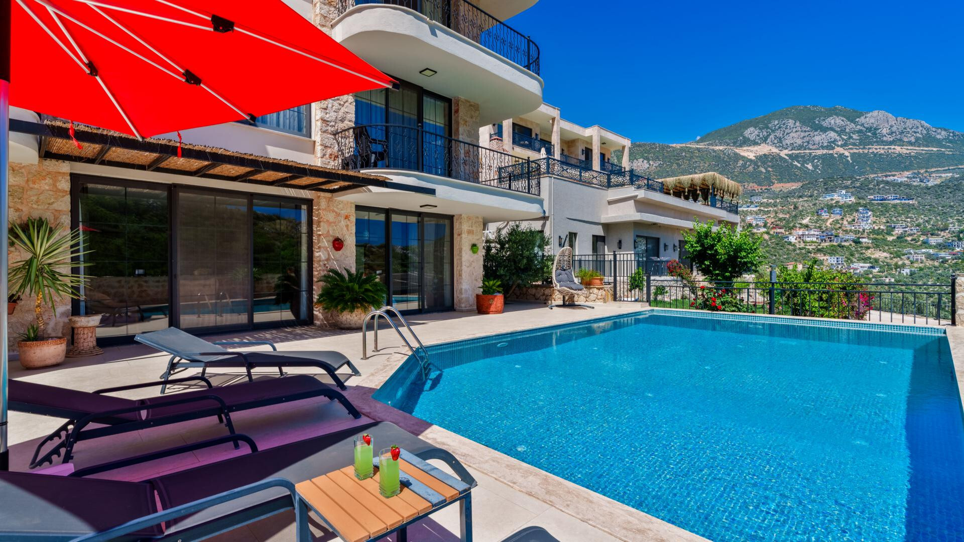 VBK20267 Villa Booking
