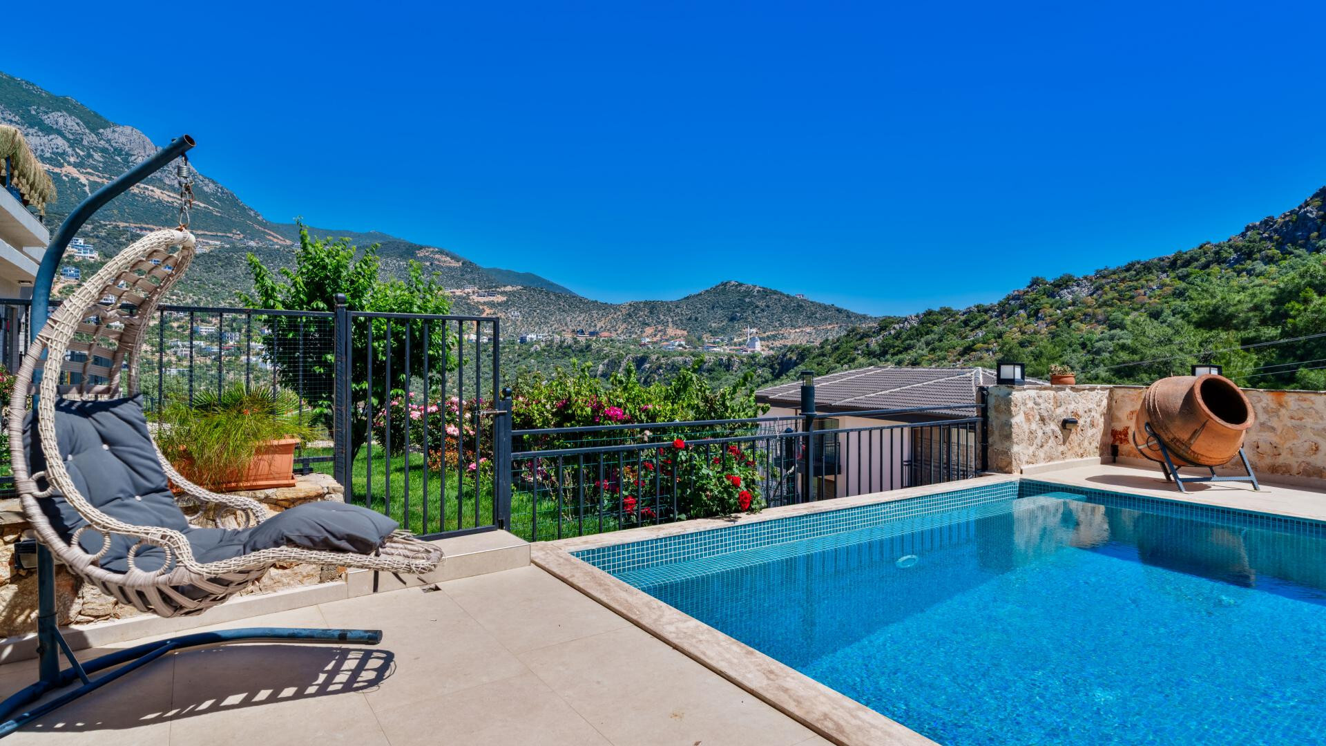 VBK20267 Villa Booking