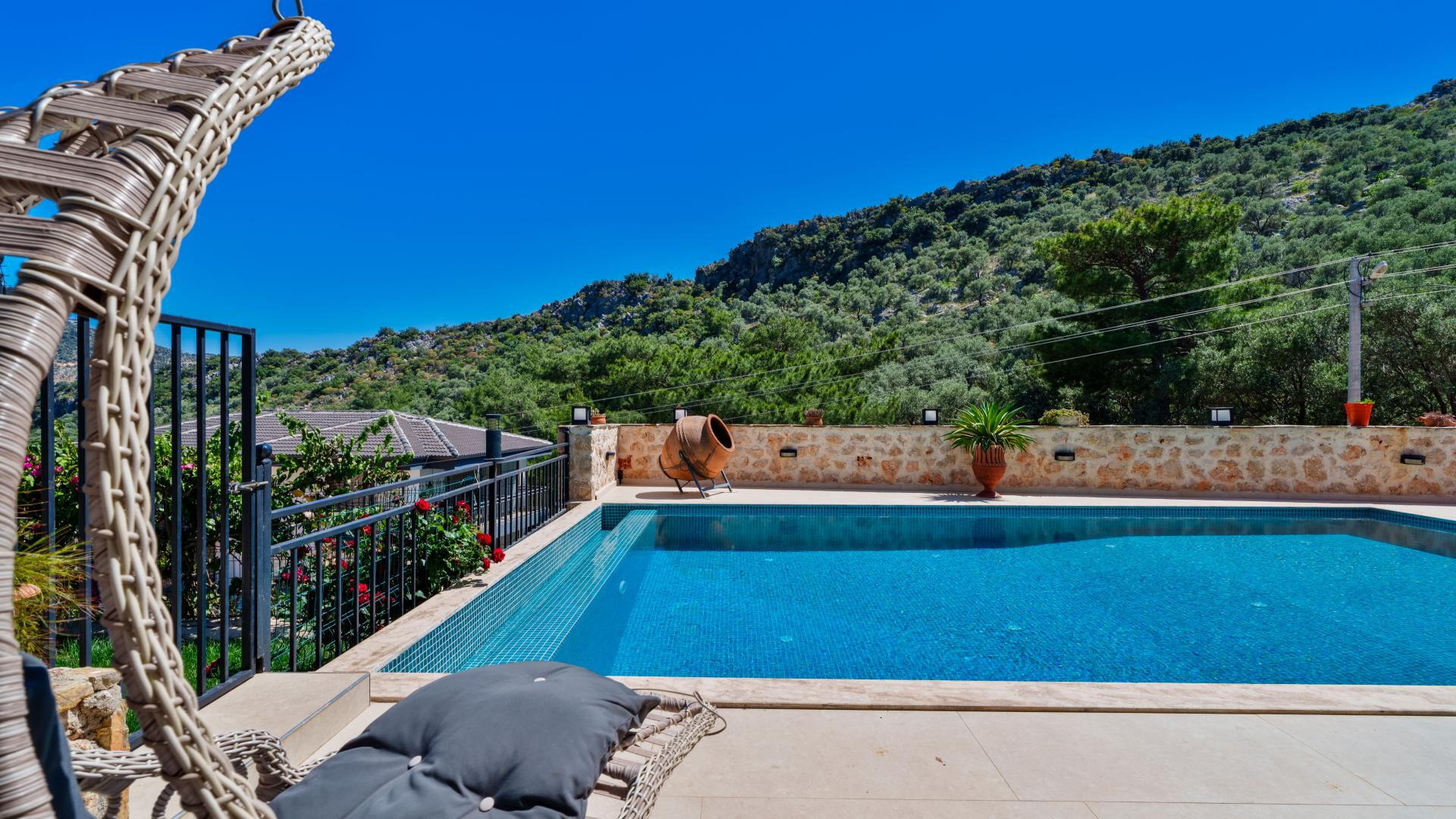 VBK20267 Villa Booking