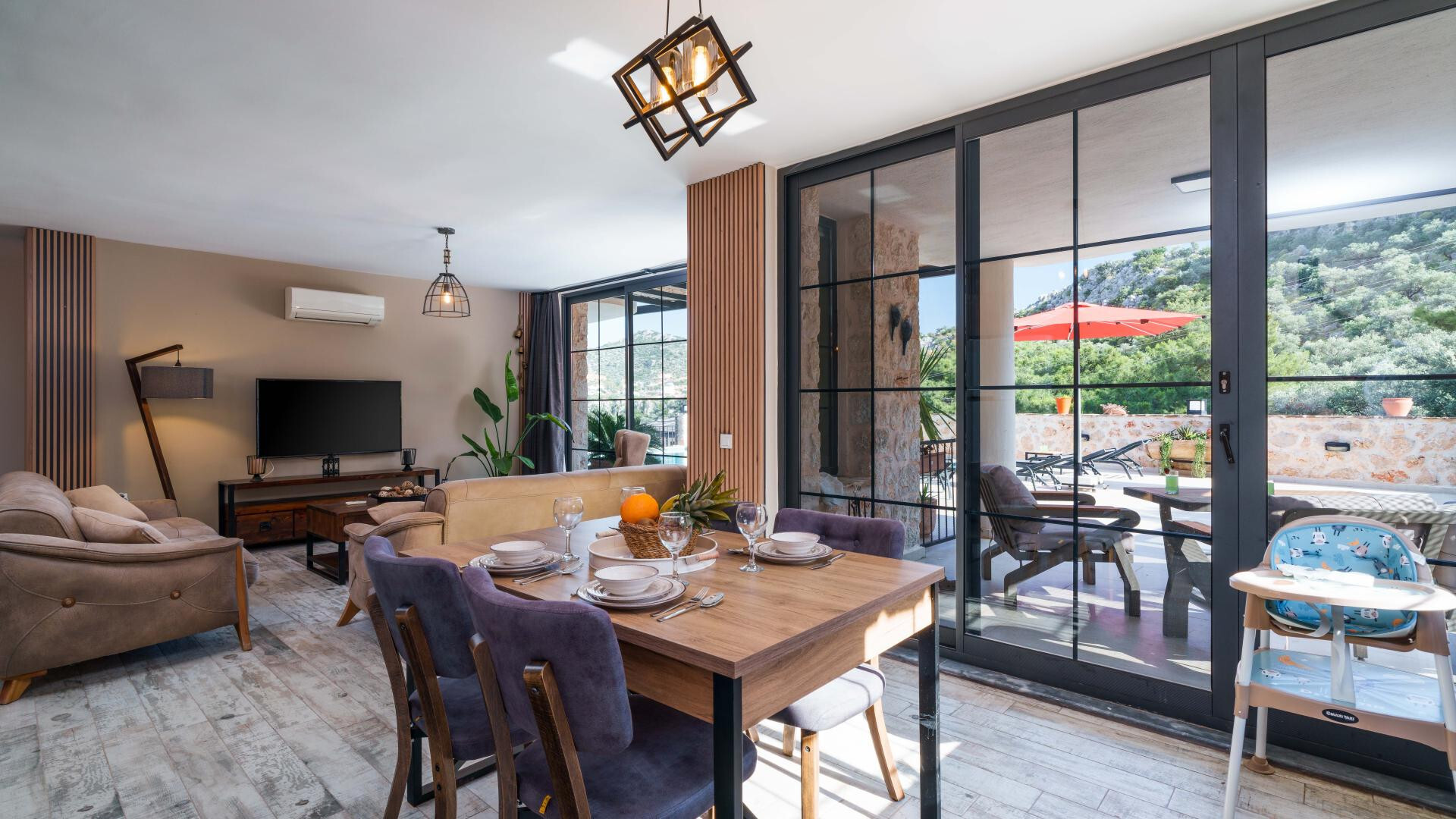 VBK20267 Villa Booking